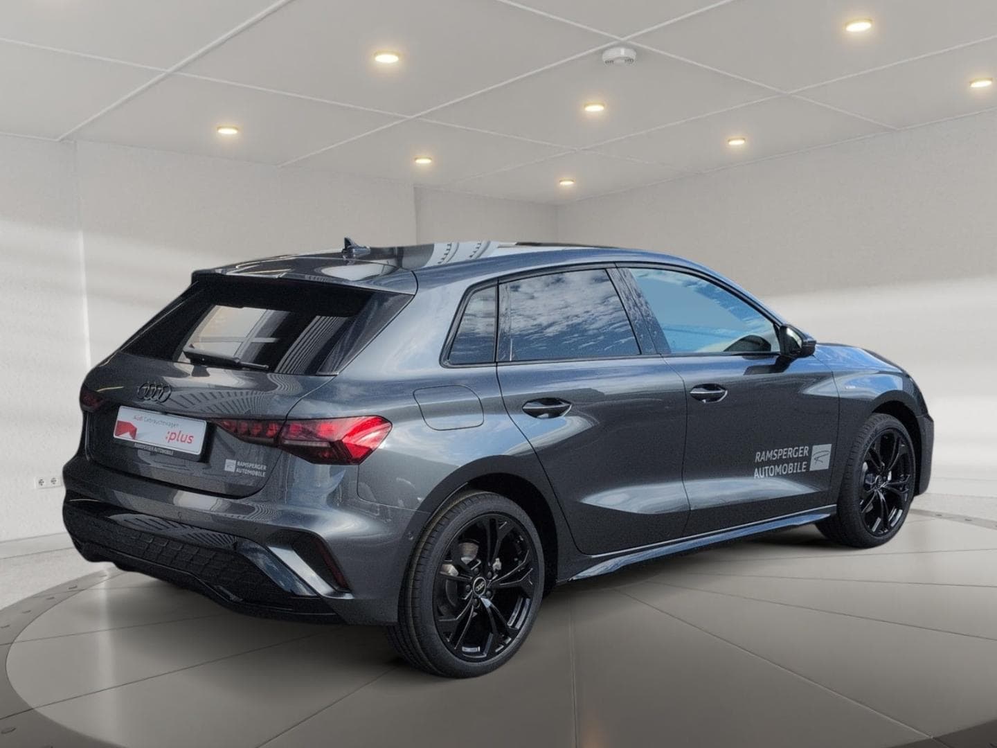Bild über Audi A3 Sportback TFSI e S line 40 TFSI e S tronic - für weitere Informationen kontaktieren Sie den Audi Partner