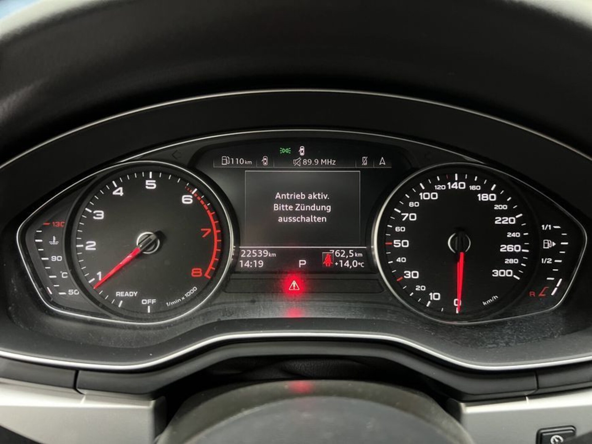 Audi A4 Avant S line