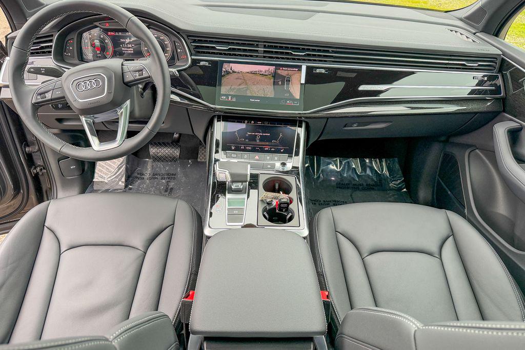 2025 Audi Q7 Premium Plus - Photo 25