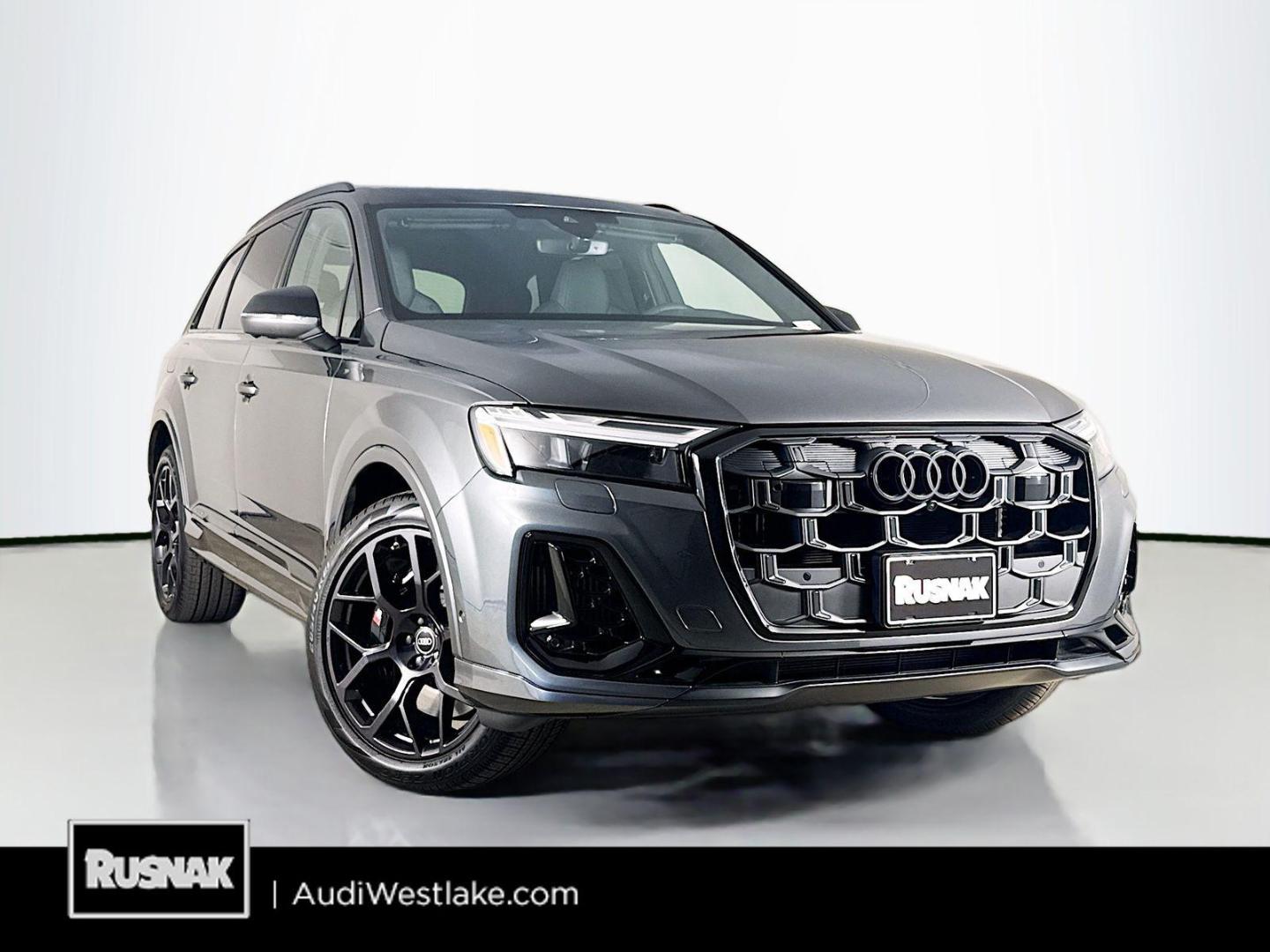 2026 Audi SQ7 Premium Plus quattro Tiptronic's photo