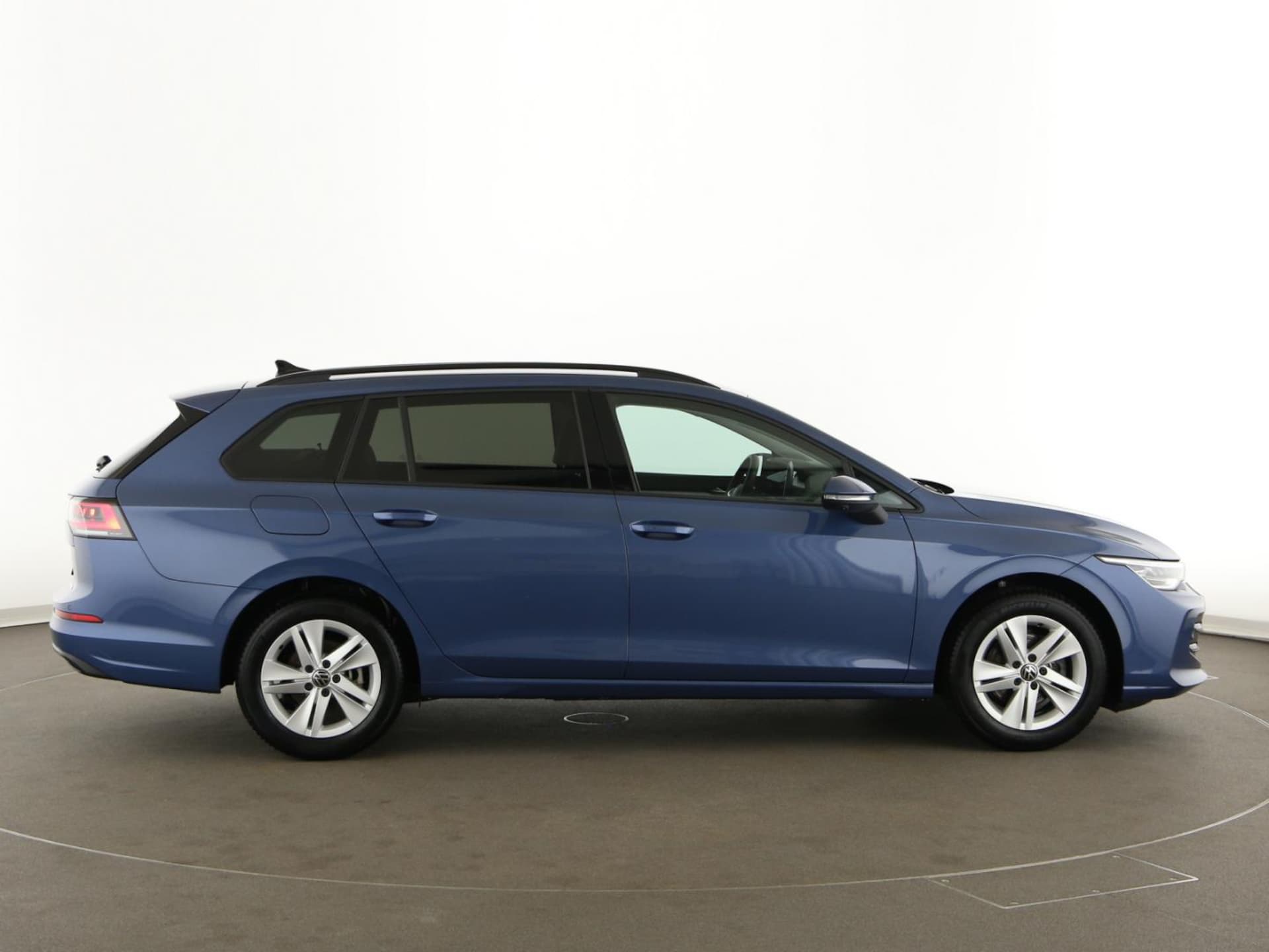 Volkswagen Golf Variant Life