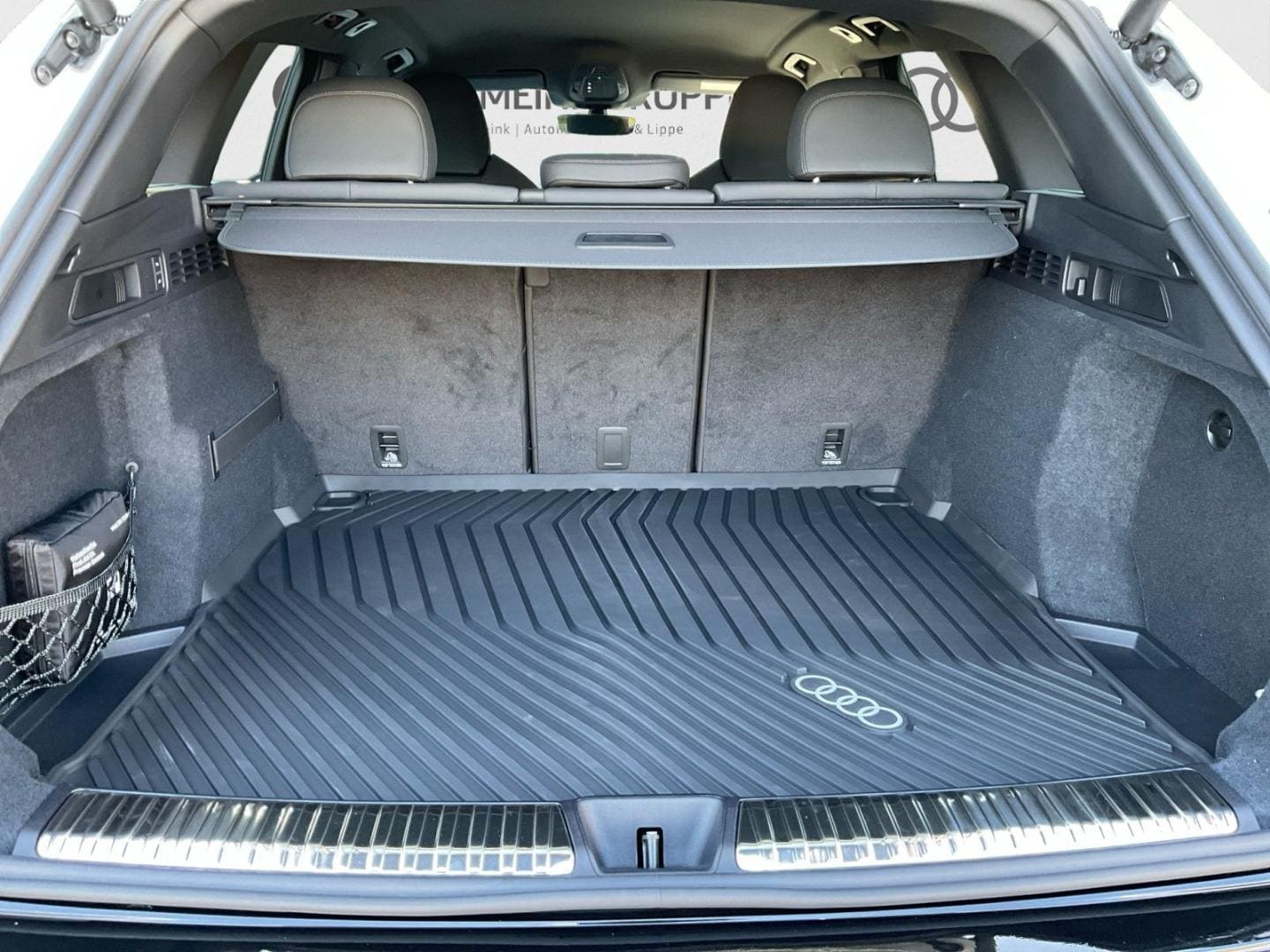 Bild über Audi Q5 SUV TDI quattro 150 kW S tronic - für weitere Informationen kontaktieren Sie den Audi Partner
