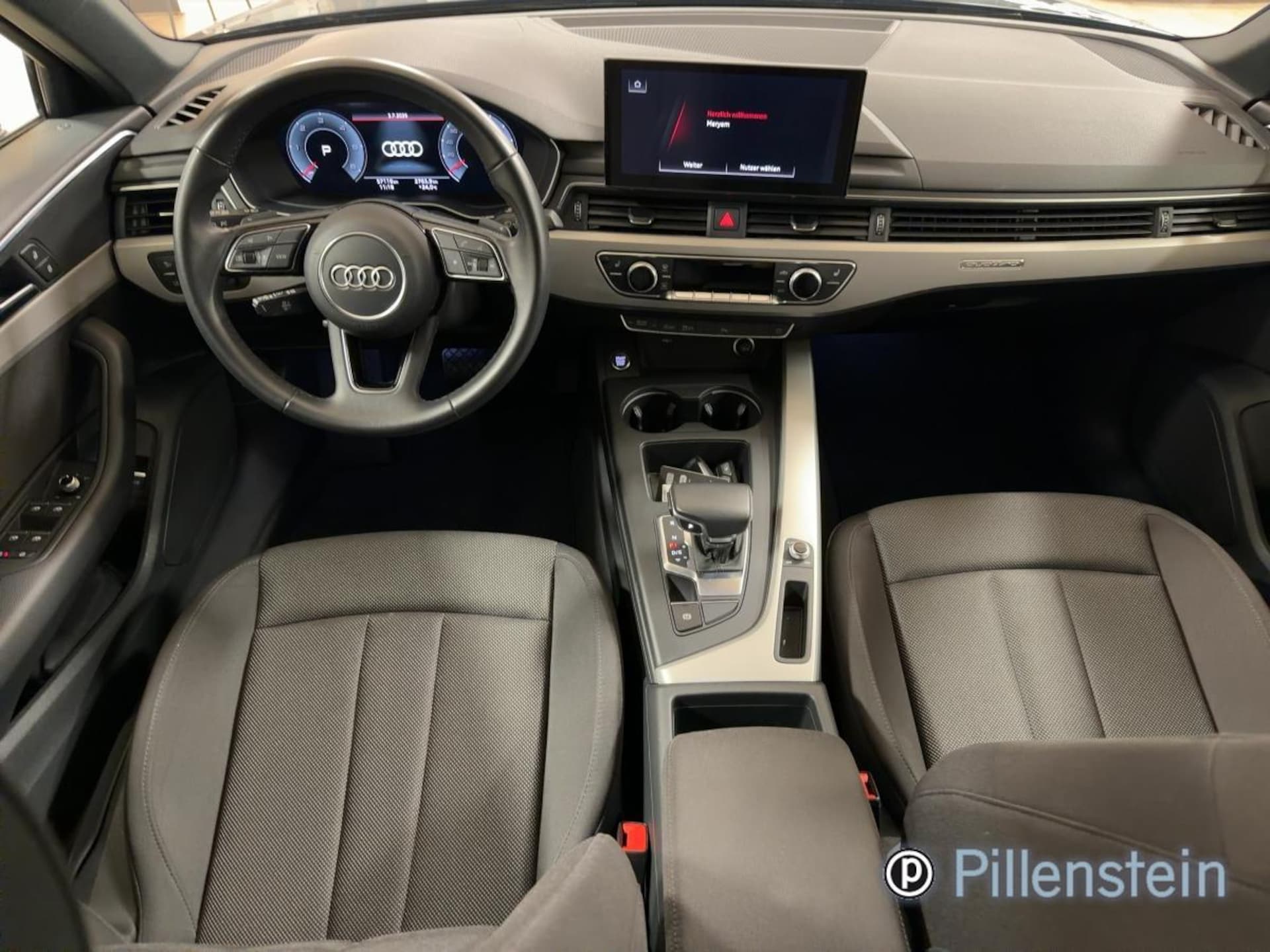 Audi A4 Limousine S line