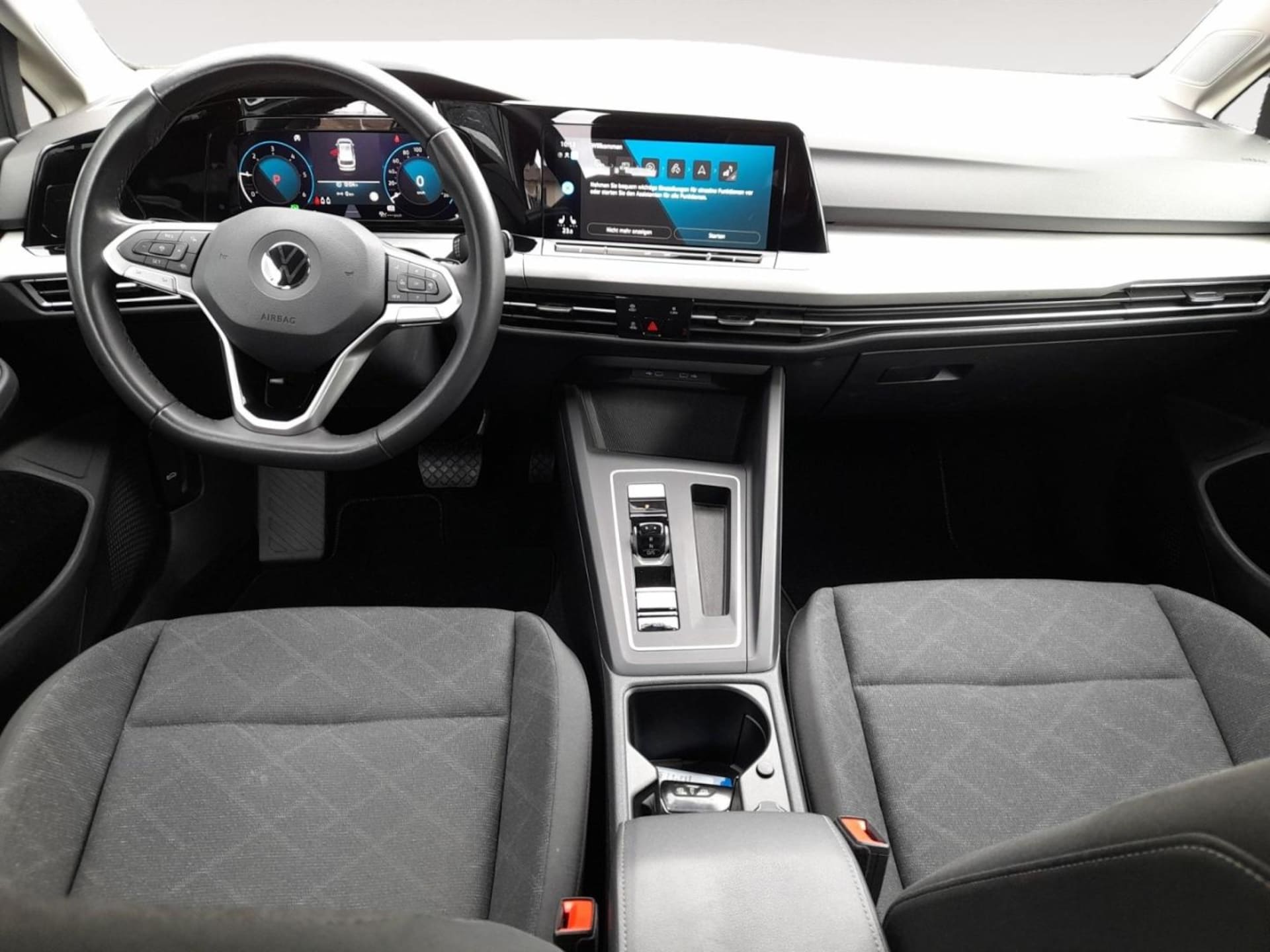 Volkswagen Golf Variant Life