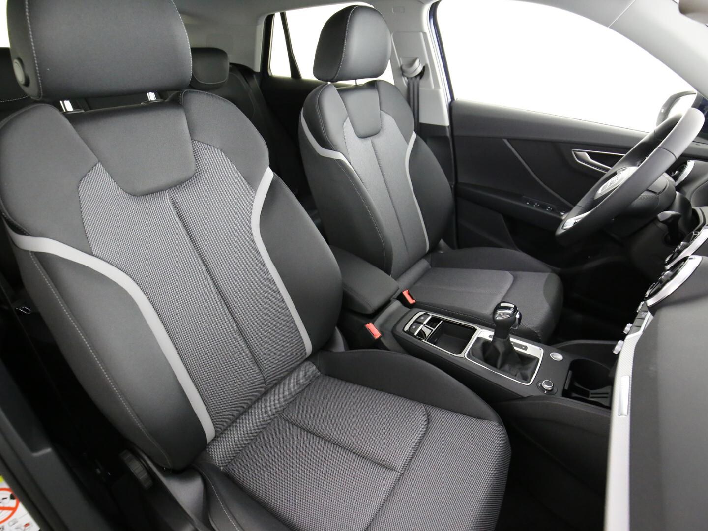 Bild über Audi Q2 advanced 35 TFSI S tronic - für weitere Informationen kontaktieren Sie den Audi Partner