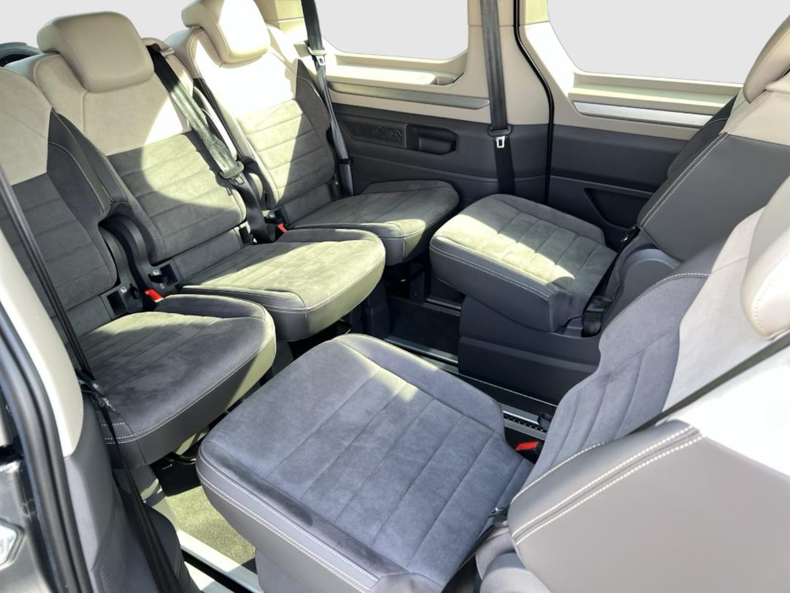 Volkswagen Multivan – Bild 14