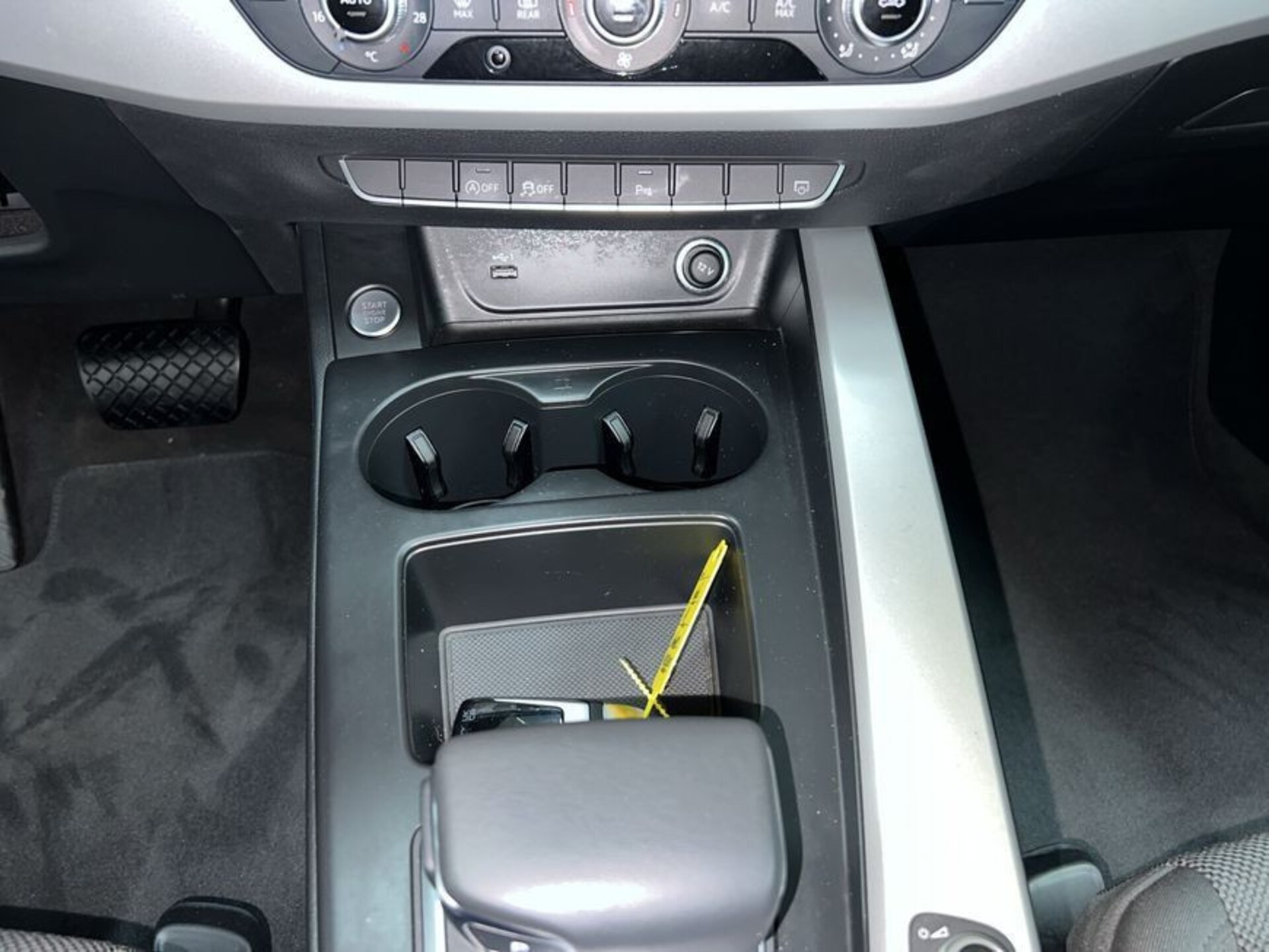 Audi A4 Avant S line