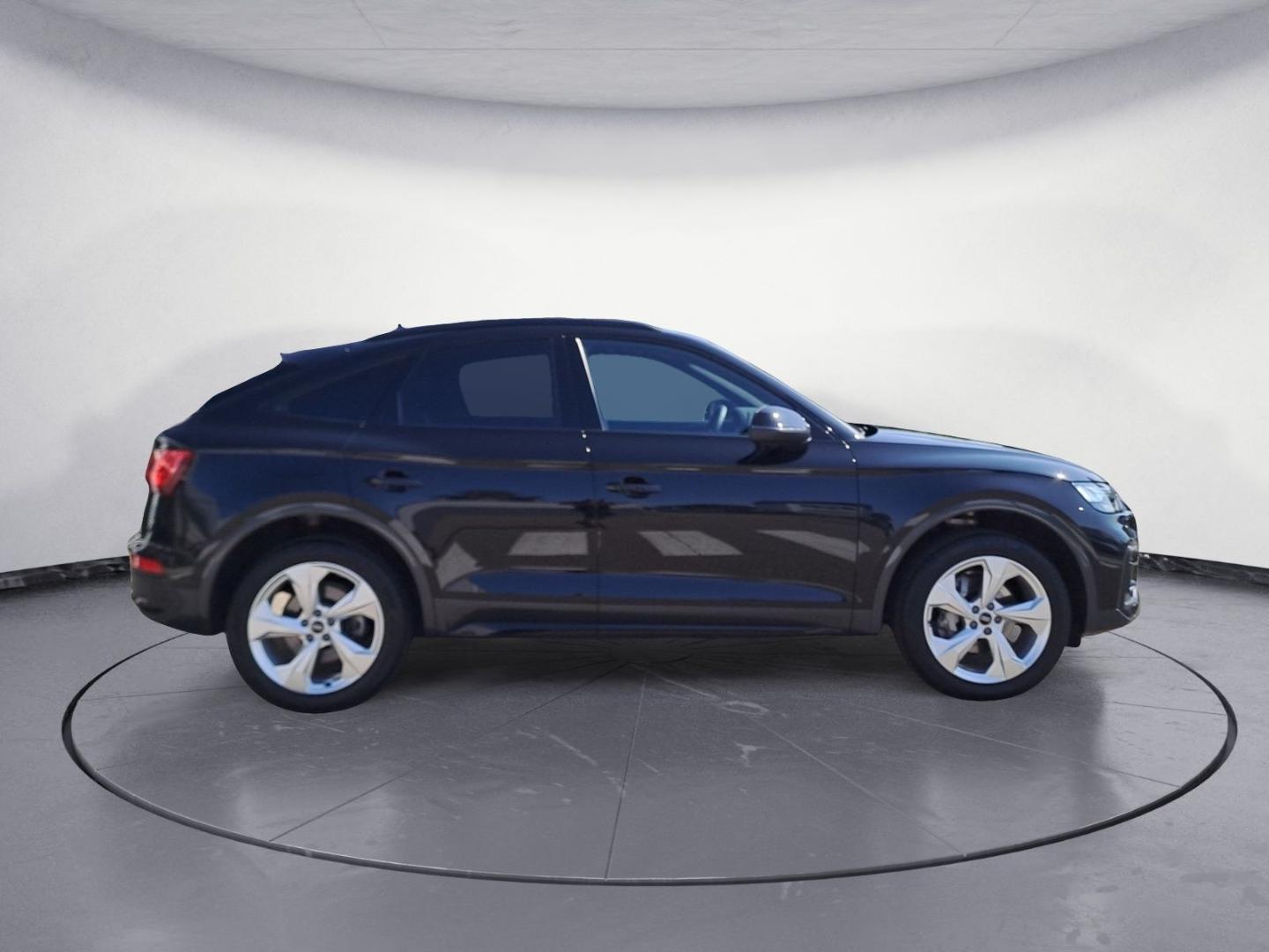 Image about Audi Q5 Sportback 45 TFSI quattro S tronic