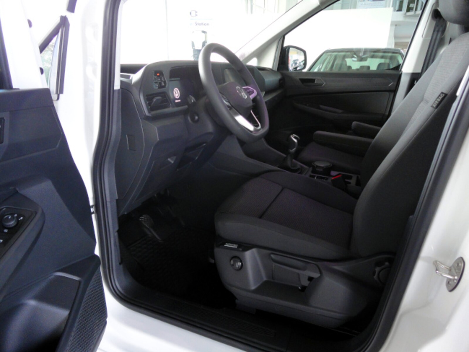Volkswagen Caddy Cargo – Bild 11