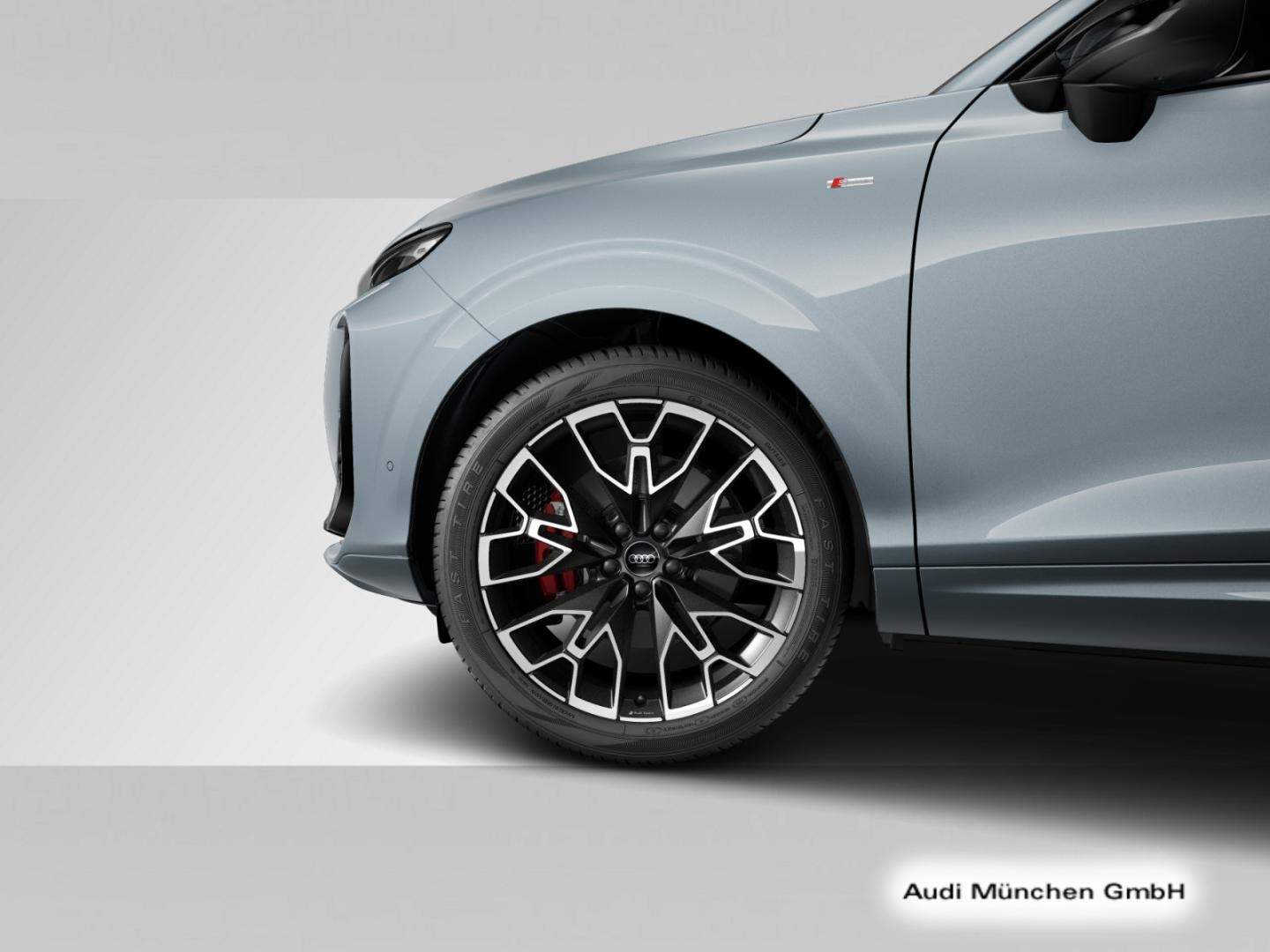 Bild über Audi Q3 SUV TFSI quattro 150 kW S tronic - für weitere Informationen kontaktieren Sie den Audi Partner