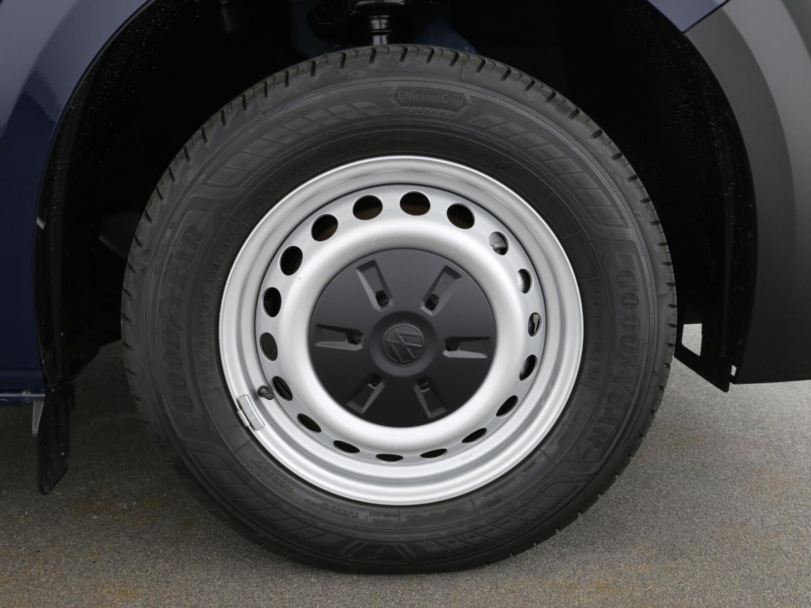 Volkswagen Transporter Kasten kurzer Radstand – Bild 18