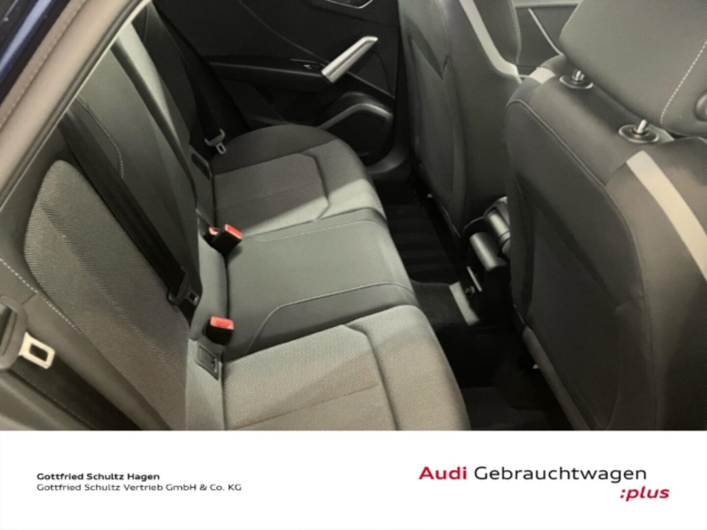 Bild über Audi Q2 S line 35 TFSI S tronic - für weitere Informationen kontaktieren Sie den Audi Partner