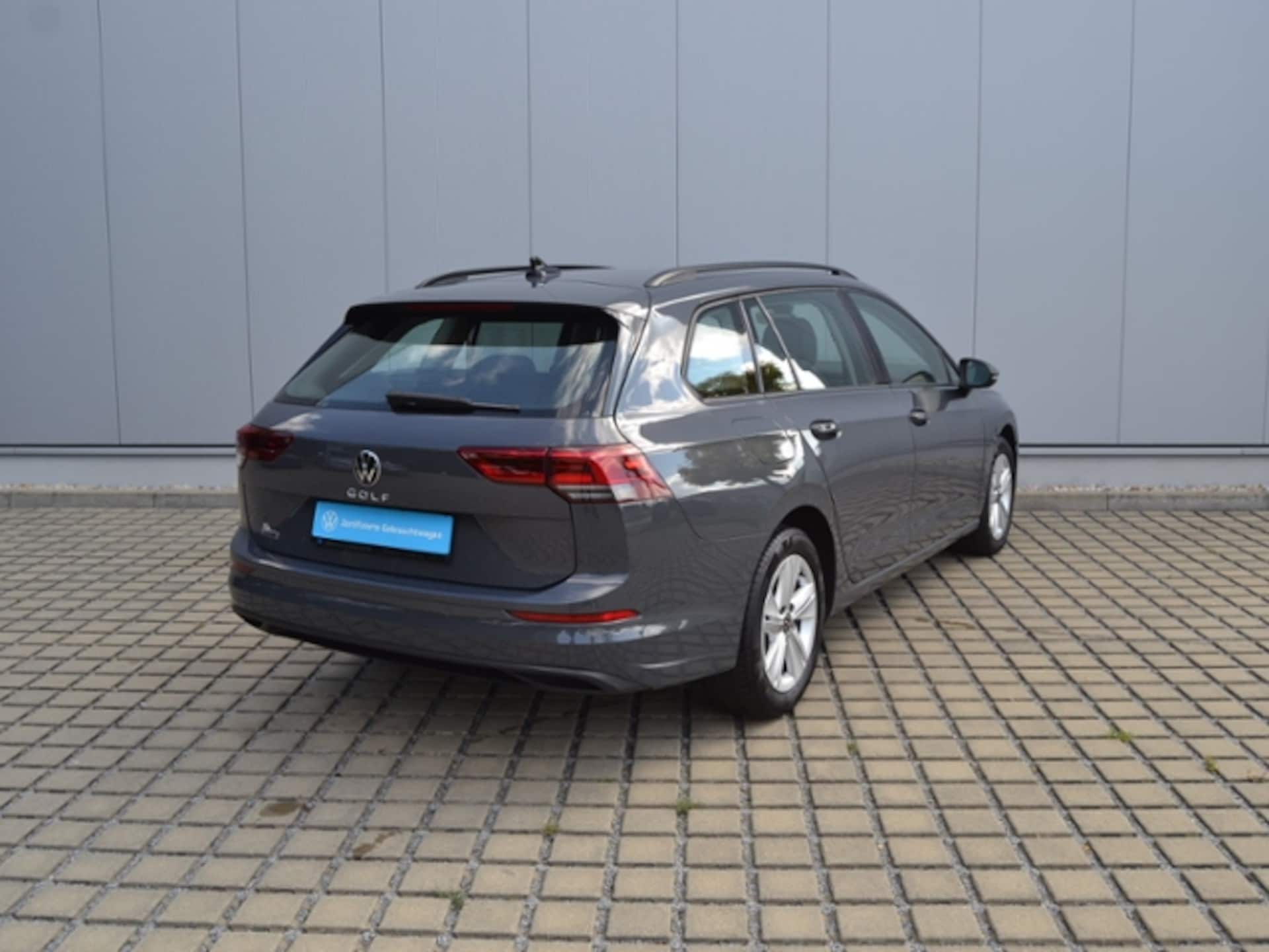 Volkswagen Golf Variant Life