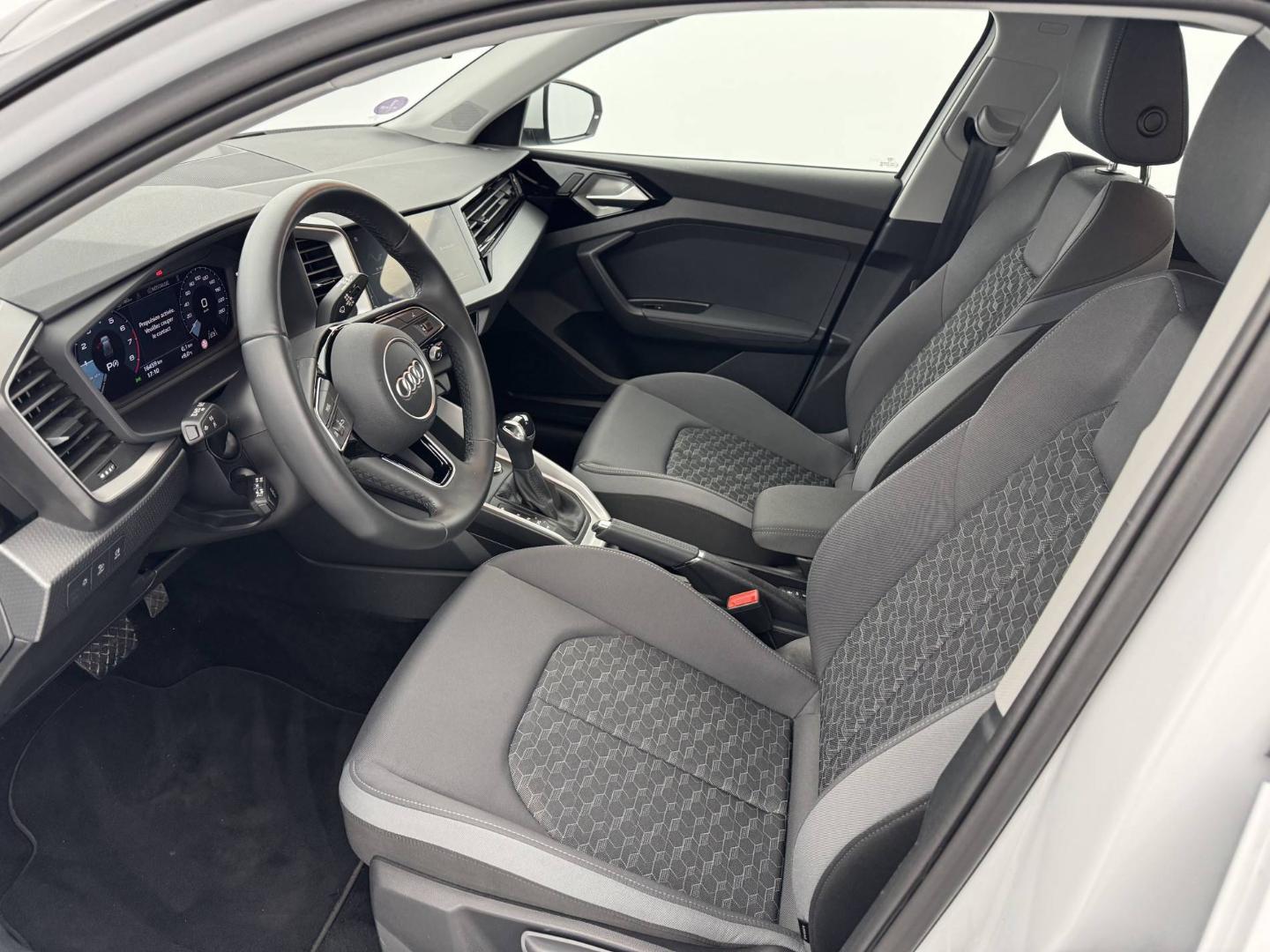 Image about Audi A1 Sportback Advanced 25 TFSI 70 kW (95 ch) S tronic