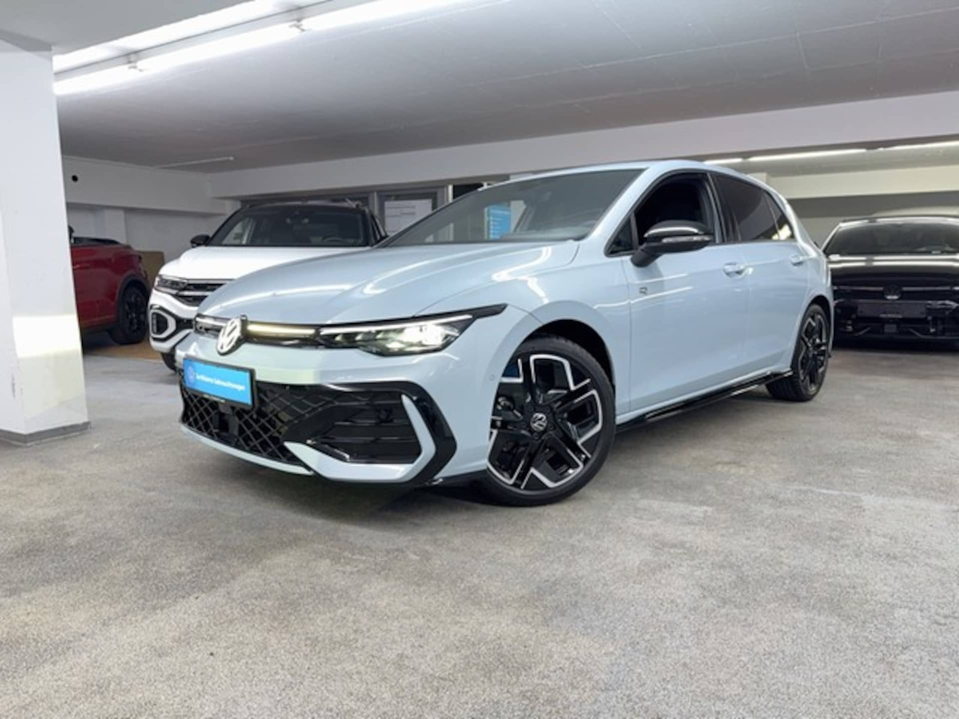 Volkswagen Golf R-Line