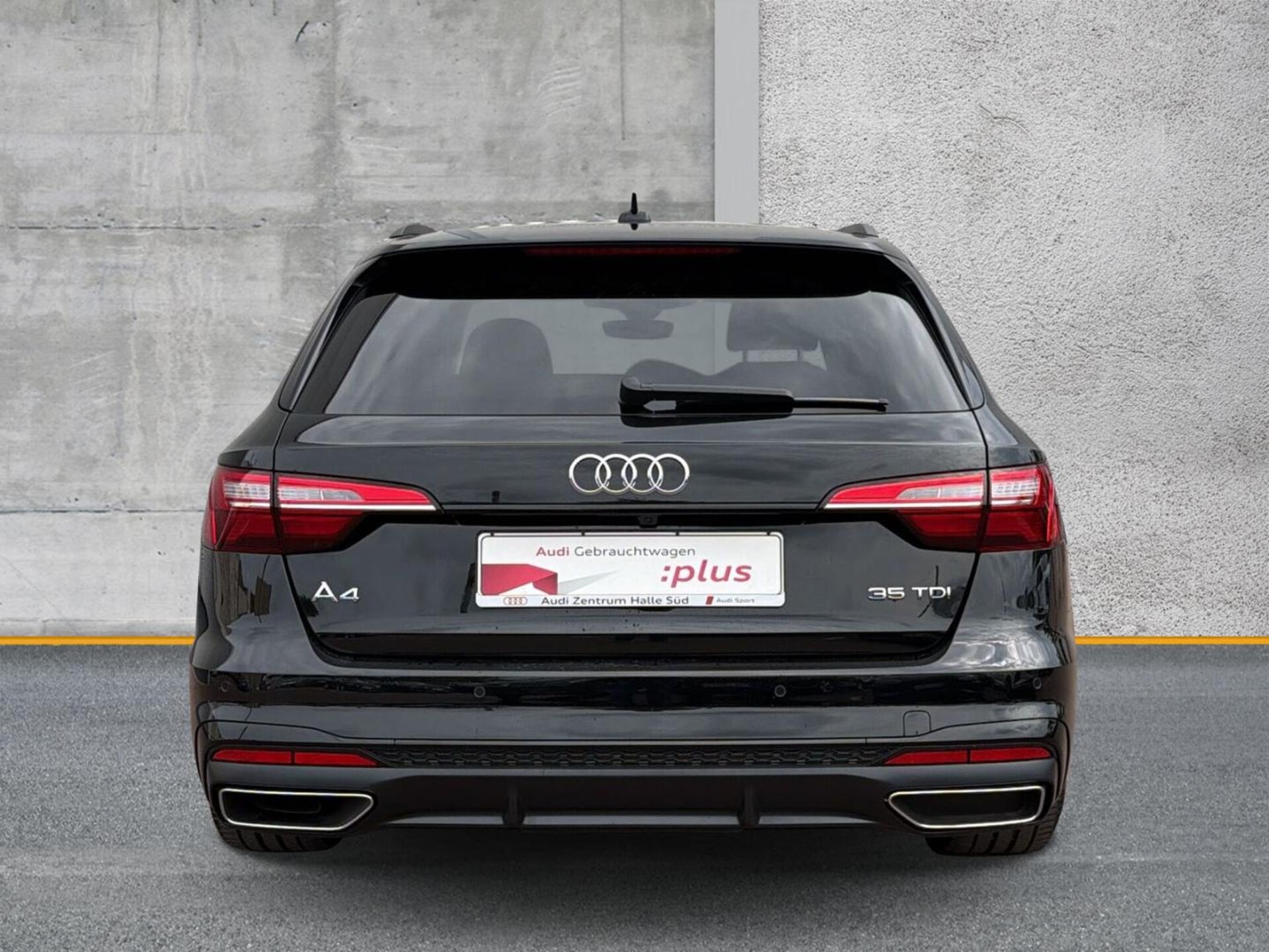 Audi A4 Avant S line