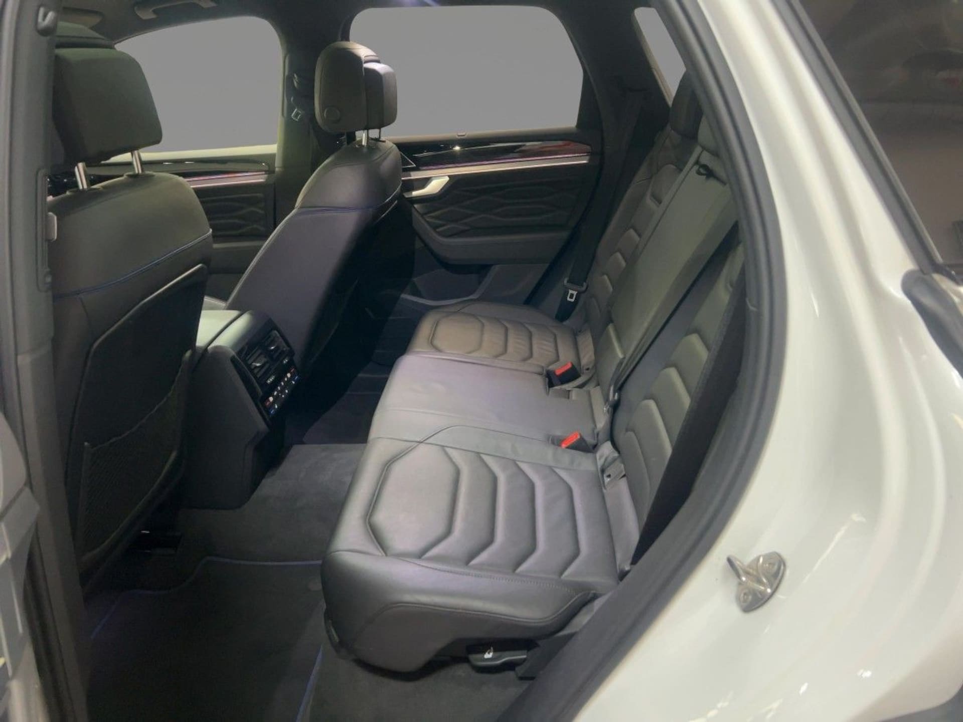 Volkswagen Touareg R