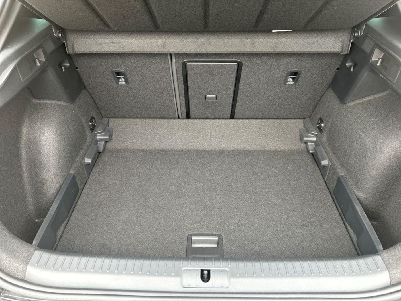 CUPRA Formentor 1.5 eTSI DSG 110 kW (150 CV) — photo 7