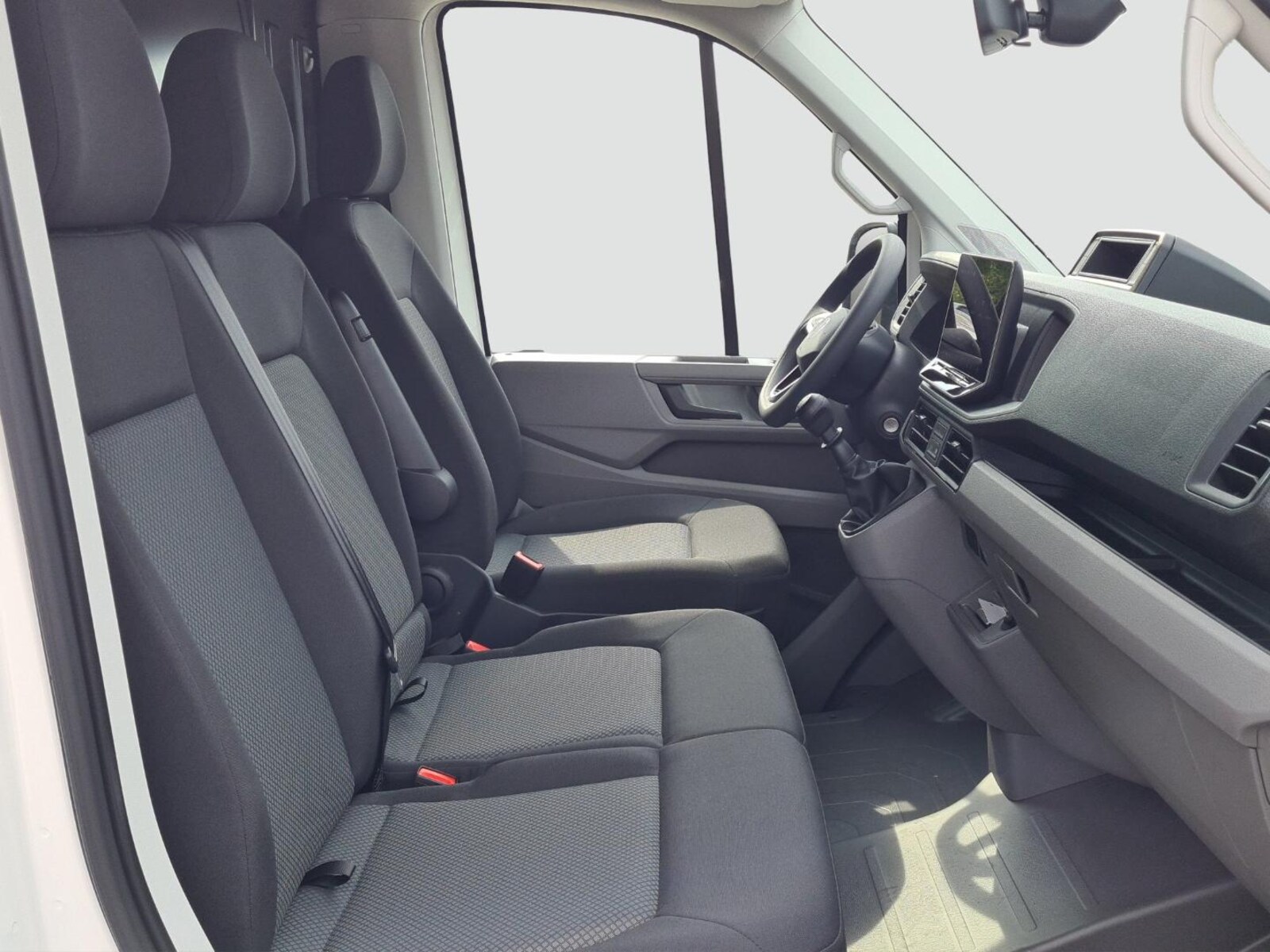 Volkswagen Crafter Kasten mittlerer Radstand – Bild 13
