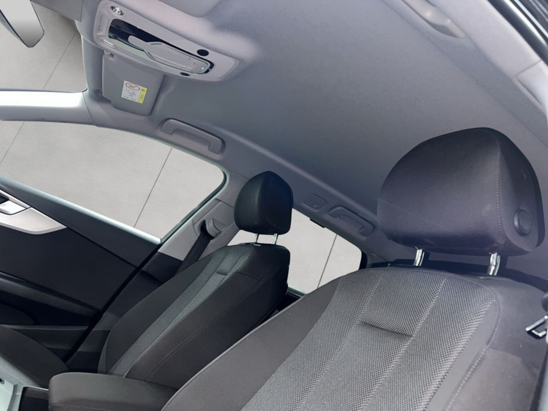 Audi A4 Avant S line