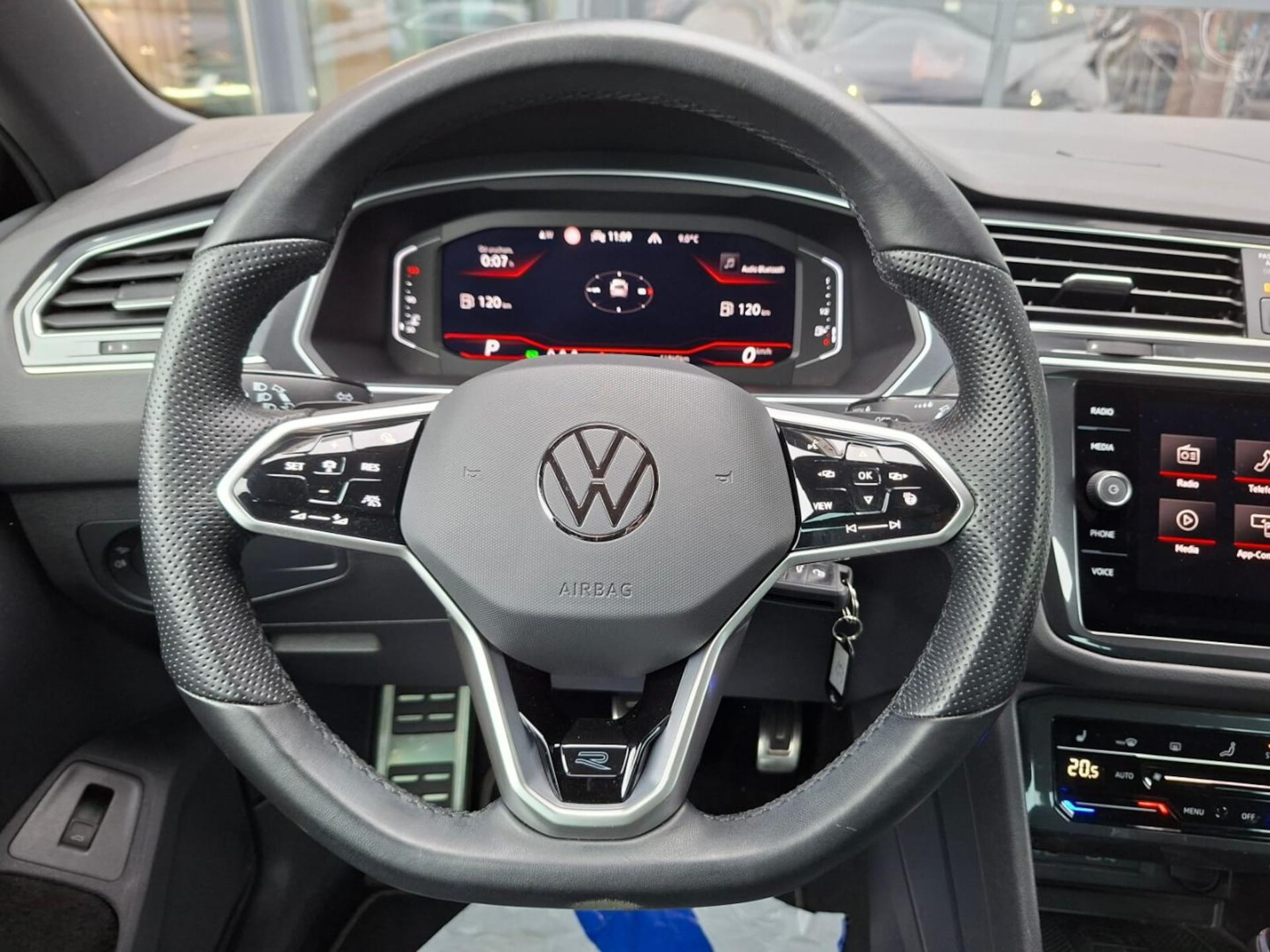 Volkswagen Tiguan R-Line