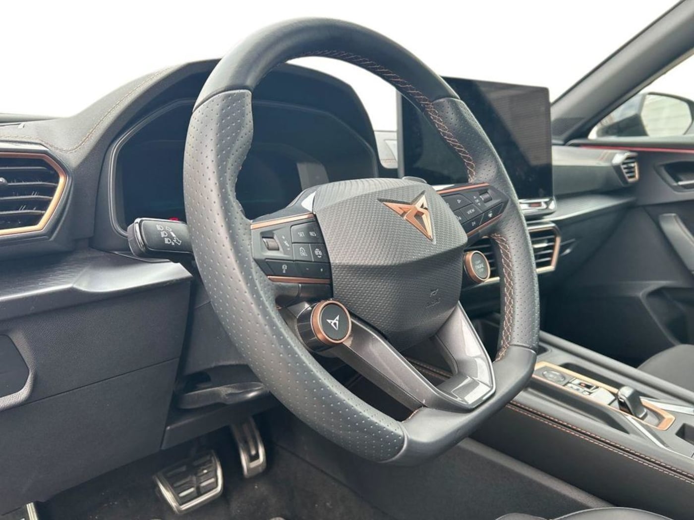 CUPRA Formentor 1.5 eTSI DSG 110 kW (150 CV) — photo 9