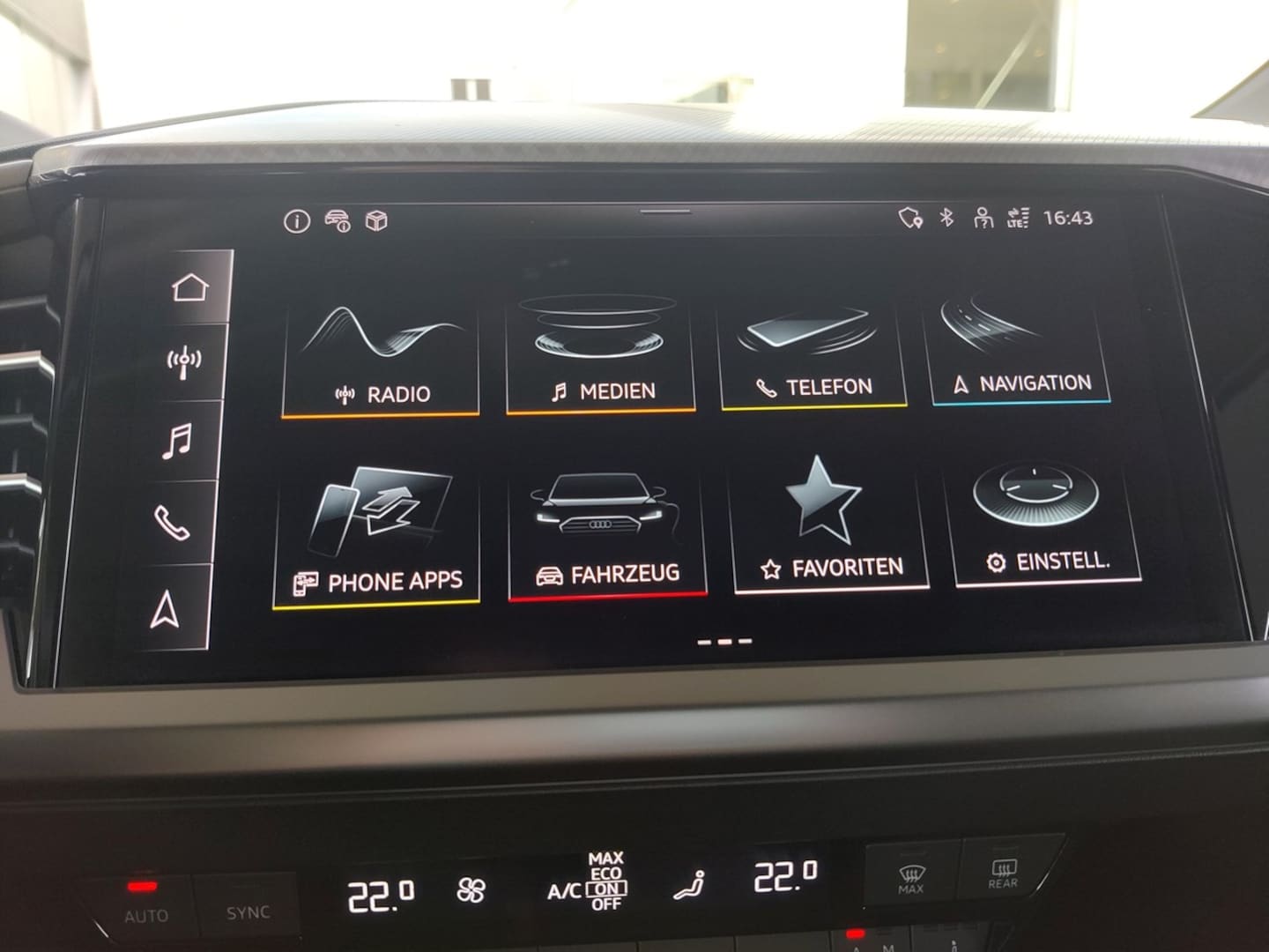 Bild über Audi Q4 e-tron 45 e-tron quattro - für weitere Informationen kontaktieren Sie den Audi Partner