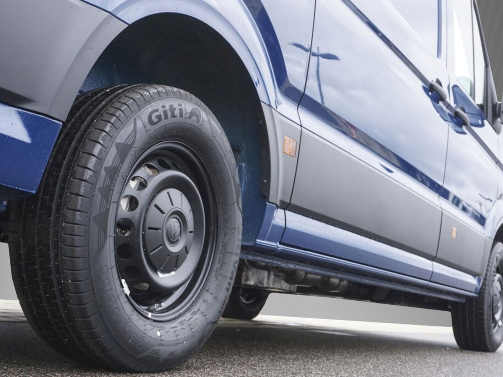Volkswagen Crafter Kasten mittlerer Radstand – Bild 5