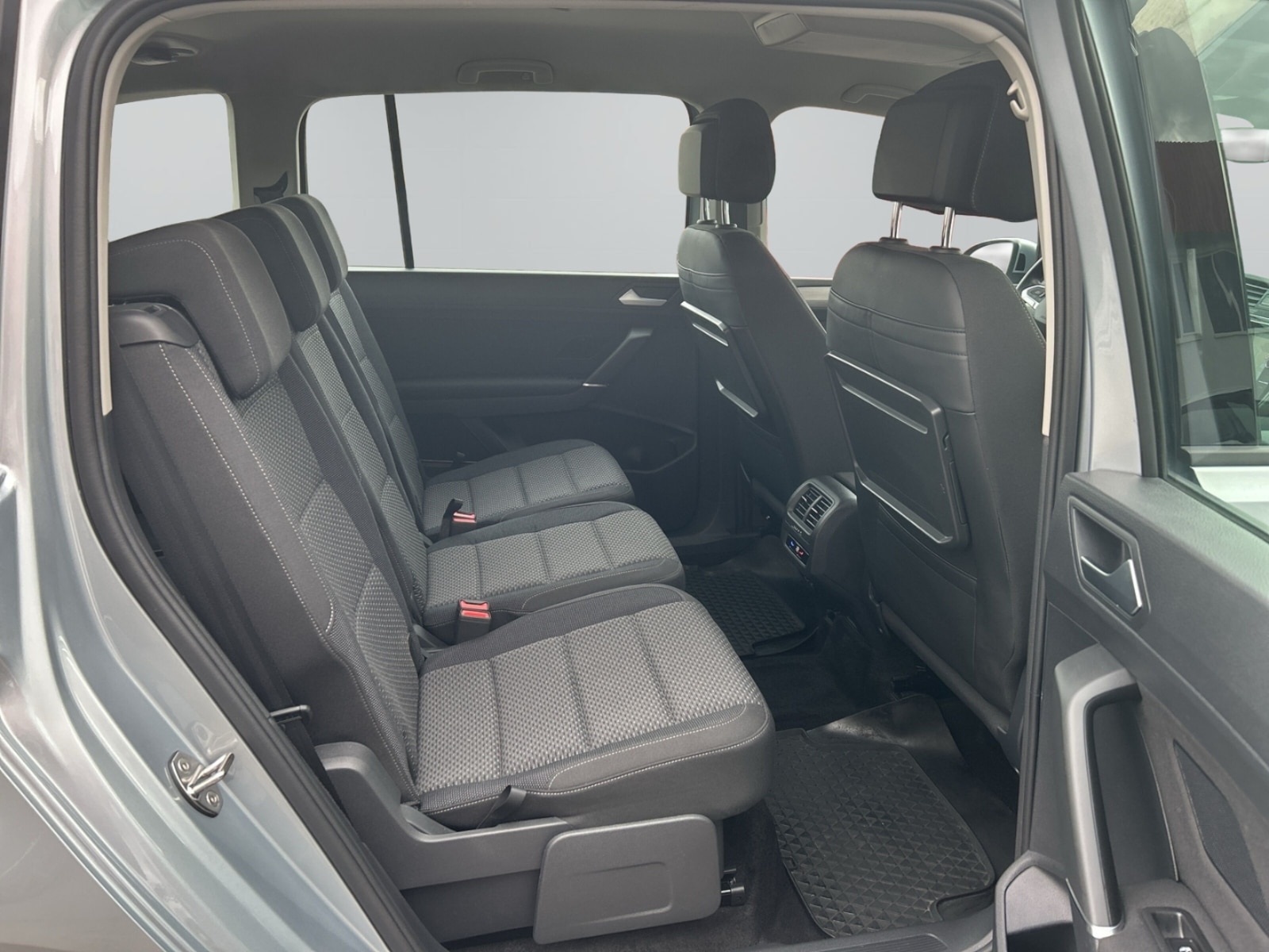 Volkswagen Touran – Bild 10