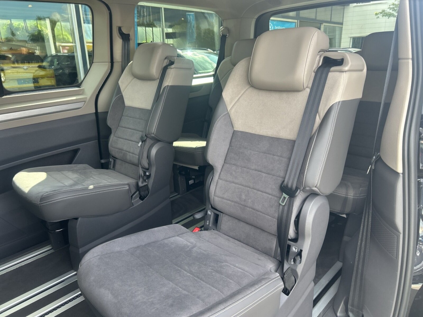 Volkswagen Multivan Langversion – Bild 10