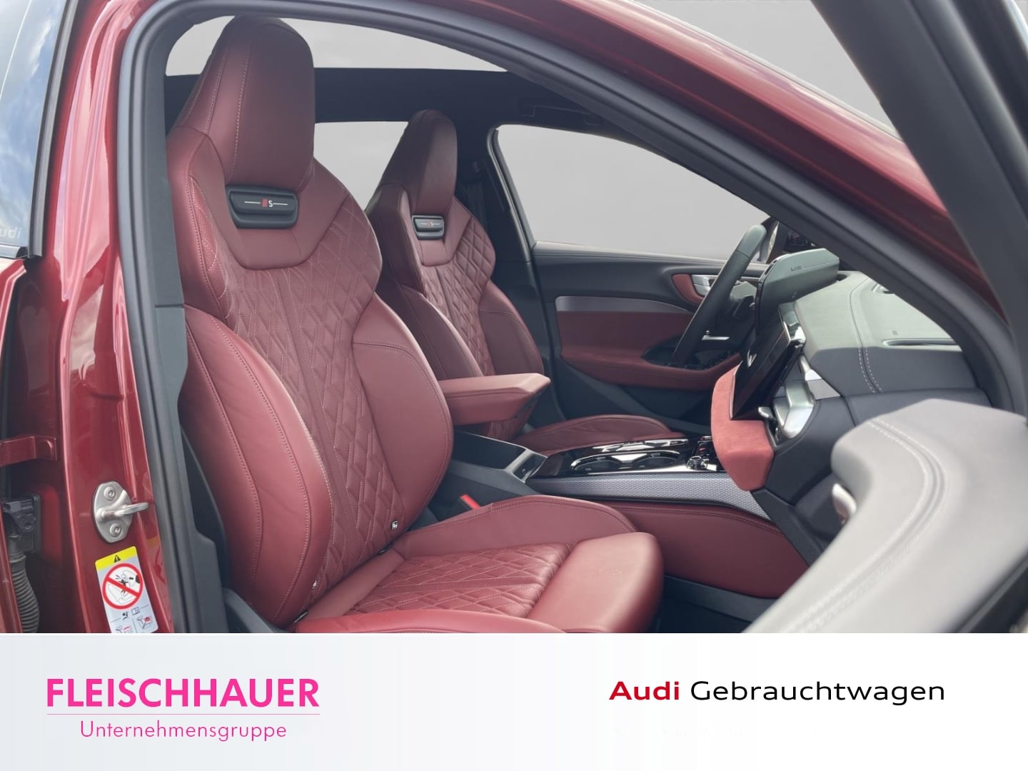 Bild über Audi S5 Avant TFSI 270 kW S tronic - für weitere Informationen kontaktieren Sie den Audi Partner
