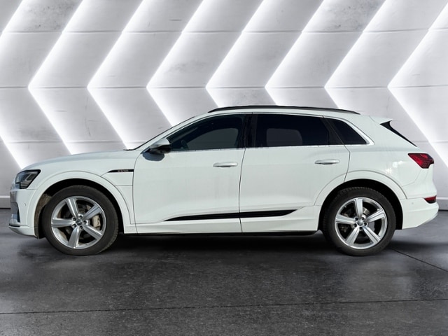Image about Audi e-tron advanced 55 quattro