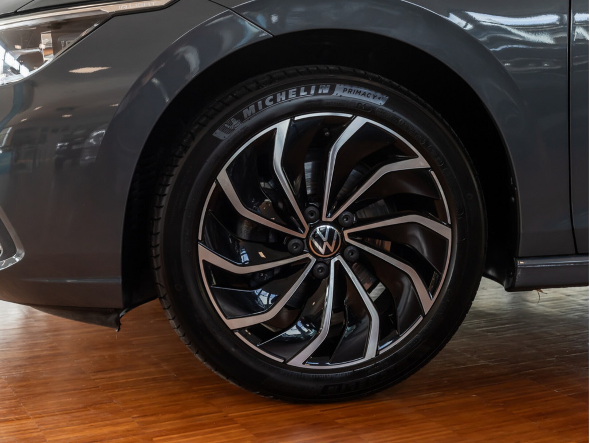 Volkswagen Golf Active