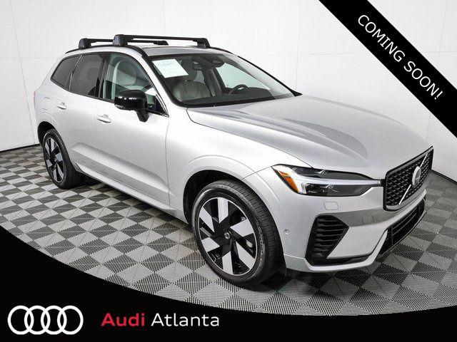 2025 Volvo XC60 T8 Plus Dark AWD's photo