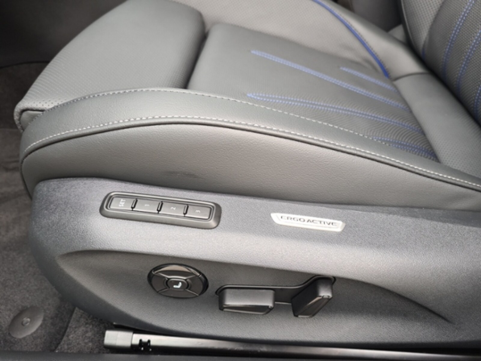 Volkswagen Passat – Bild 24