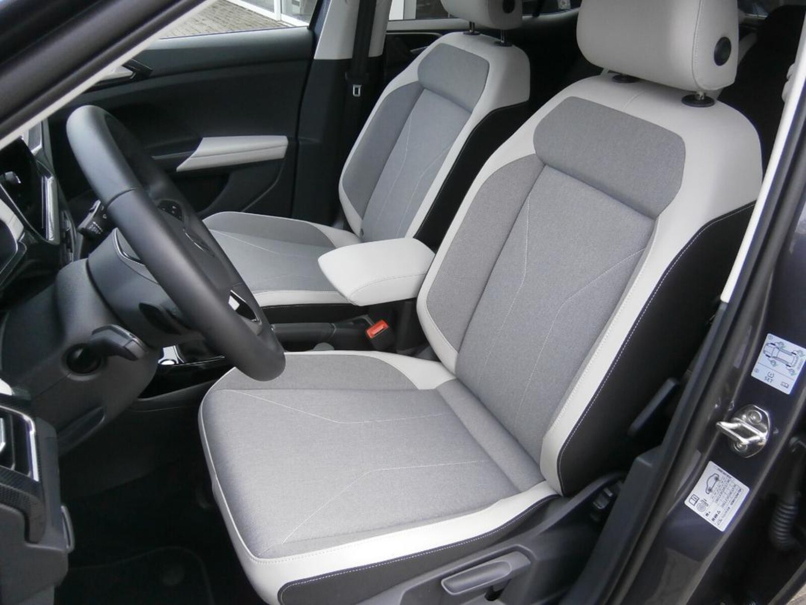 Volkswagen T-Cross – Bild 5