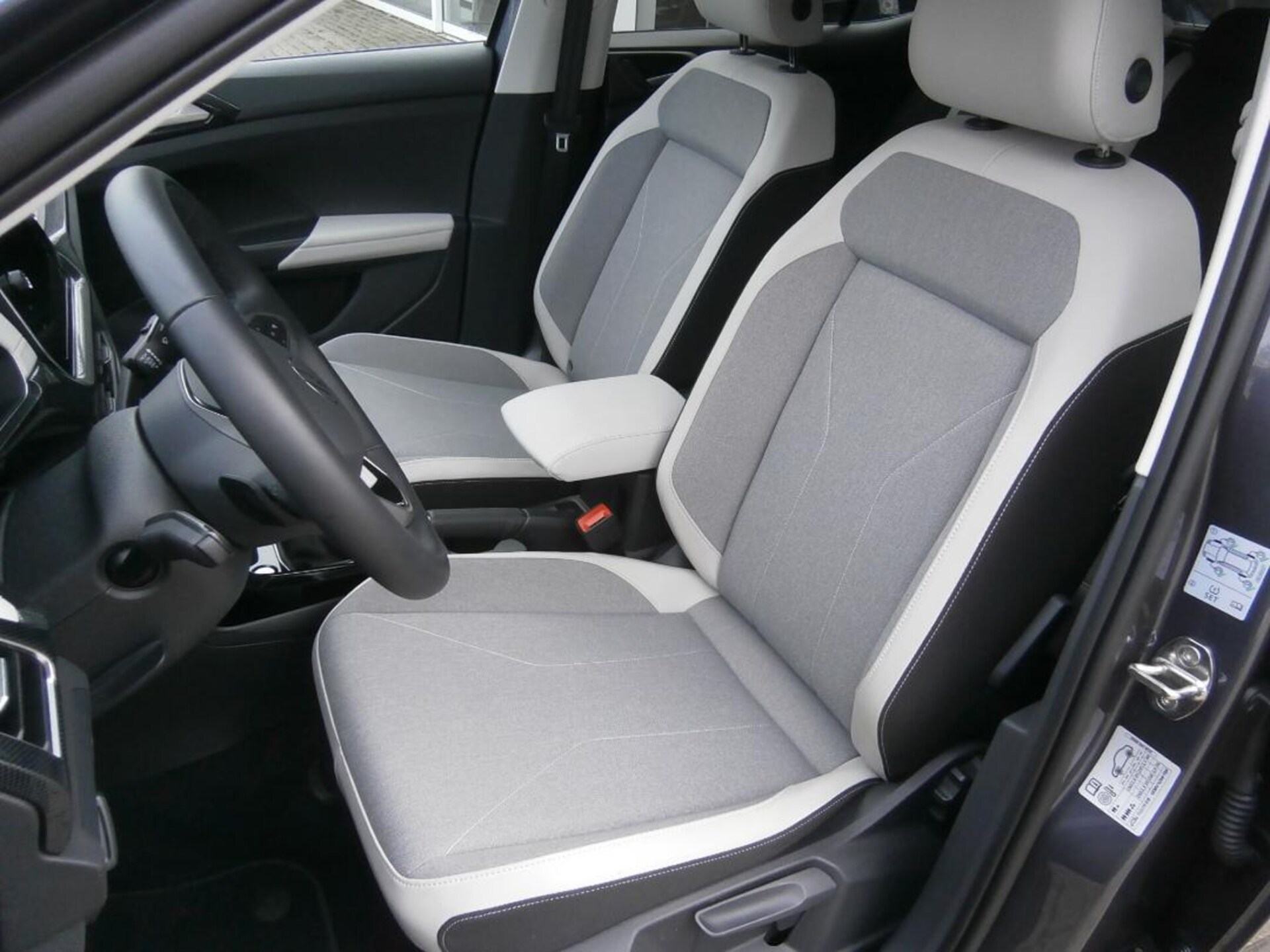 Volkswagen T-Cross Style