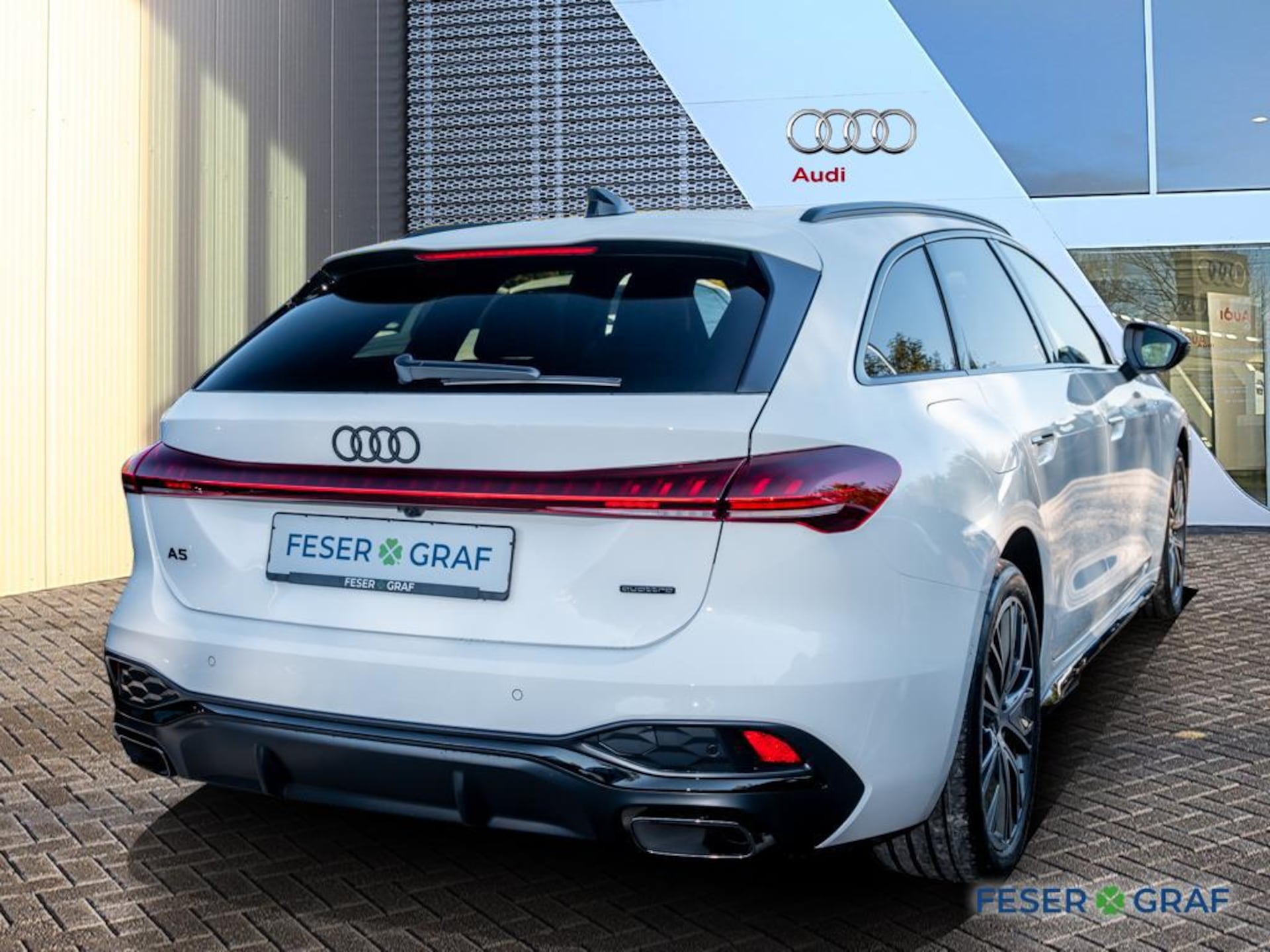 Audi A5 Avant e-hybrid