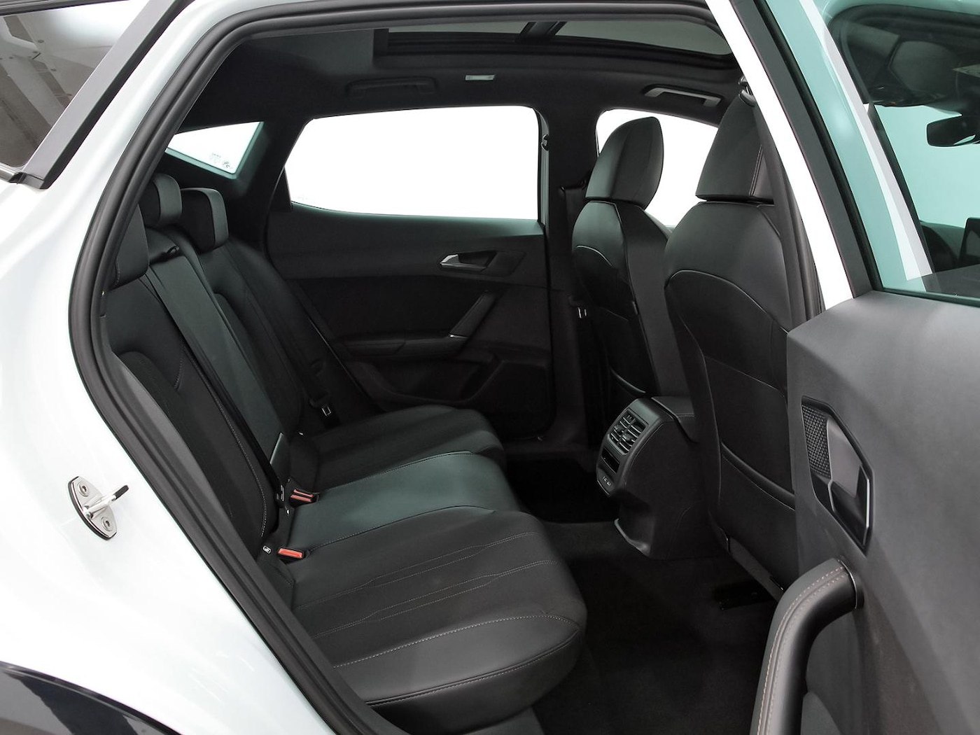 CUPRA Formentor 1.5 eTSI DSG 110 kW (150 CV) — photo 7