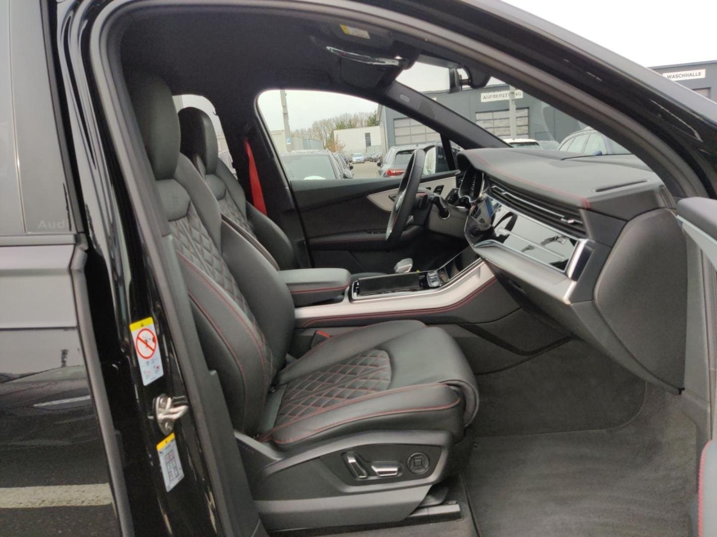 Bild über Audi Q7 SUV S line 50 TDI quattro tiptronic - für weitere Informationen kontaktieren Sie den Audi Partner