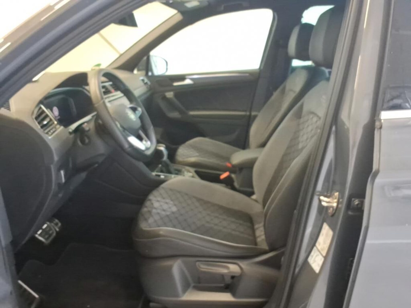 Volkswagen Tiguan – Bild 6