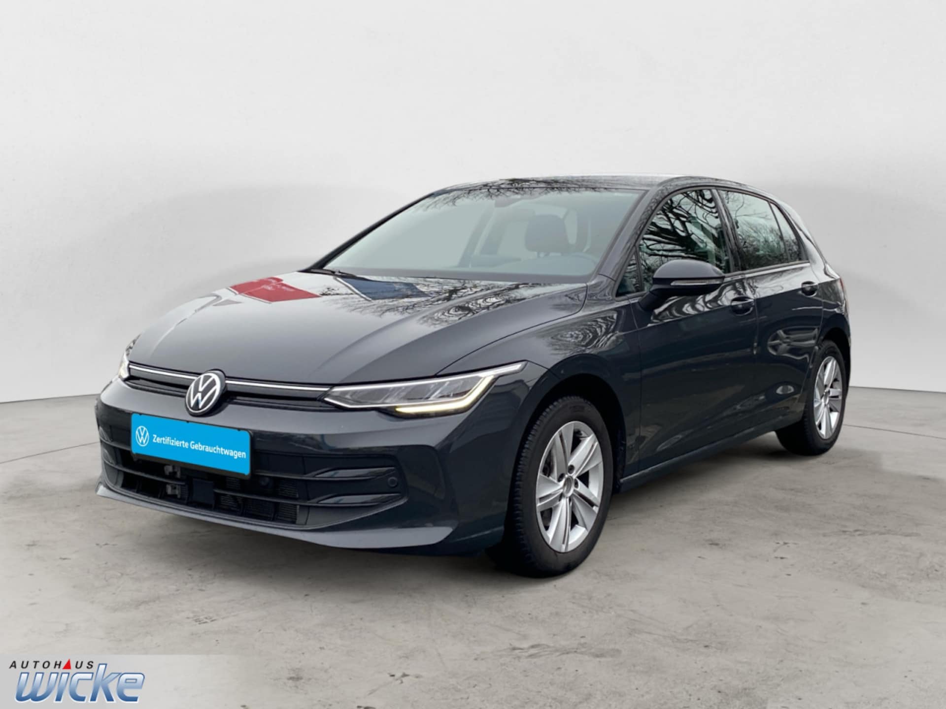 Volkswagen Golf Life