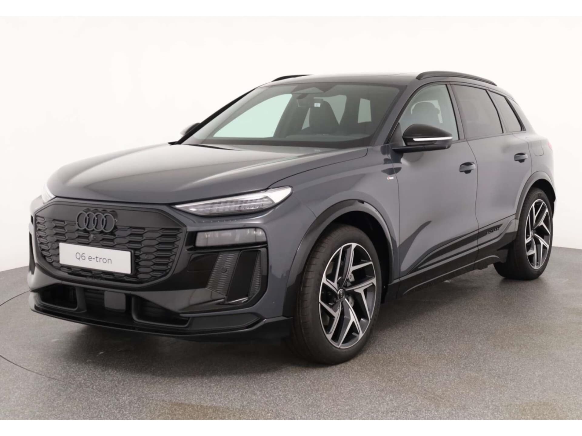 Audi Q6 SUV e-tron