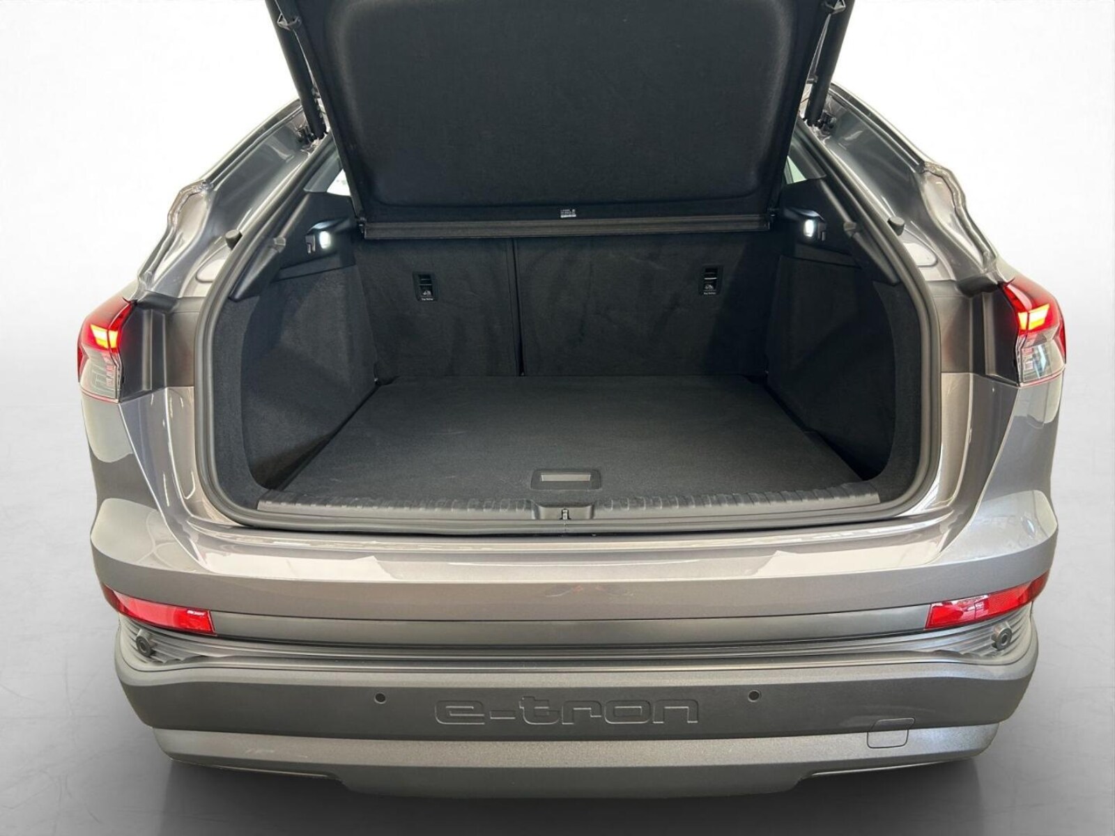 Audi Q4 Sportback e-tron – Bild 11