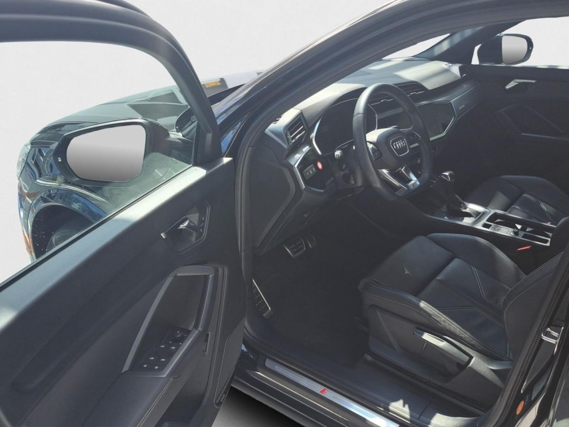 Audi Q3 Sportback S line
