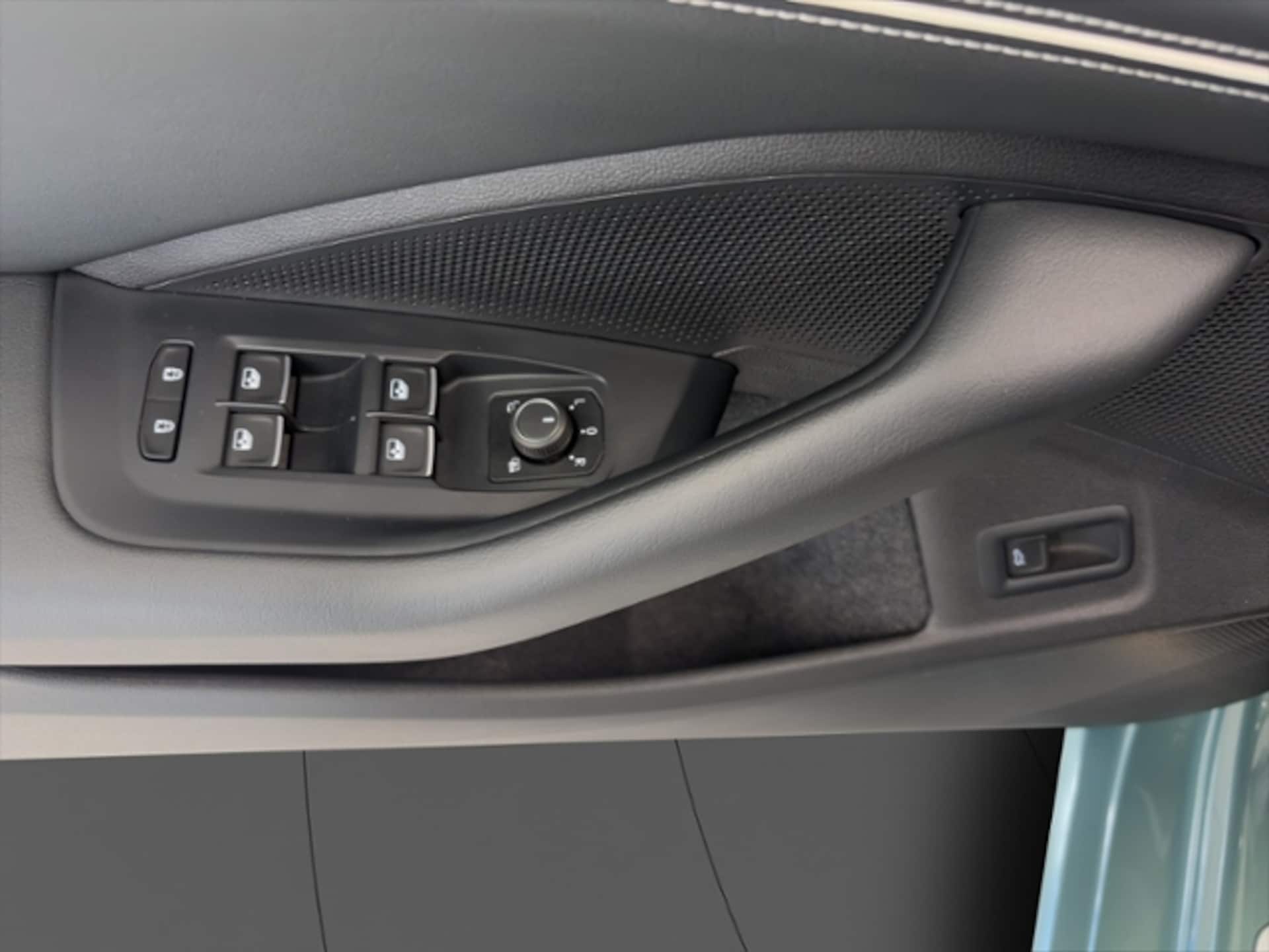 Volkswagen Passat Elegance