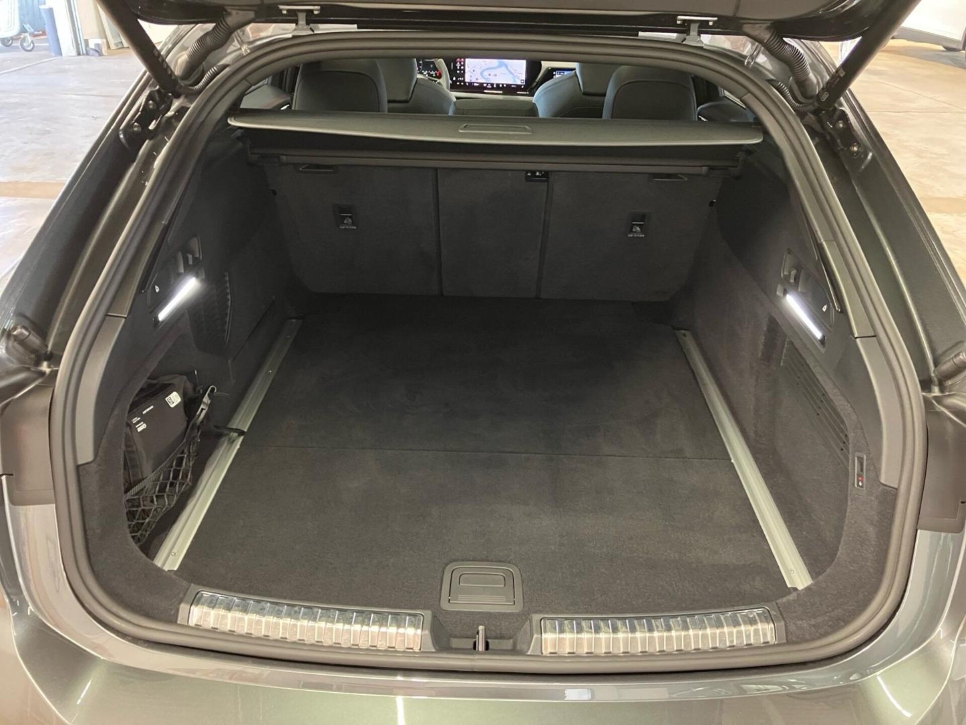Audi A6 Avant edition one