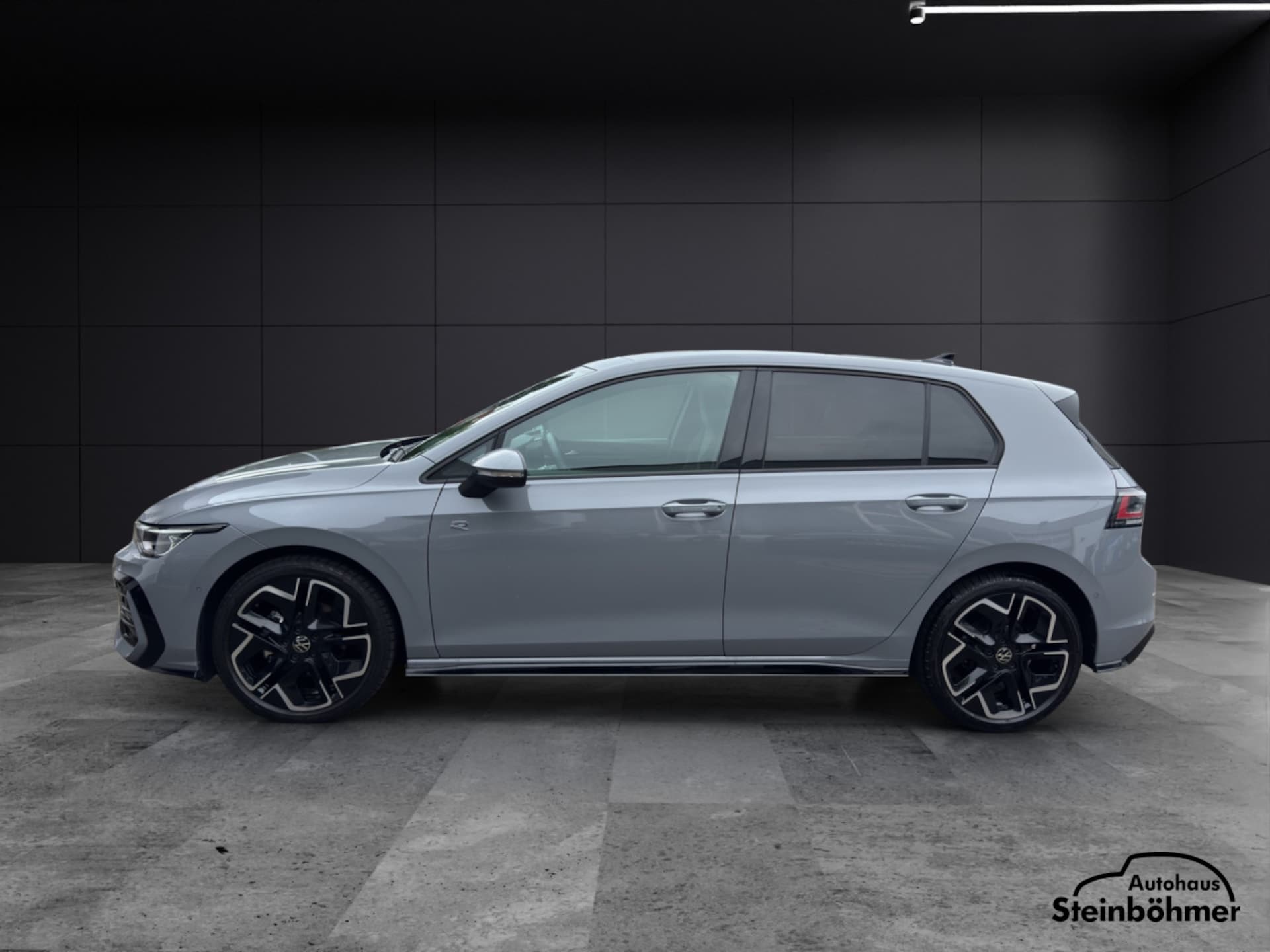 Volkswagen Golf R-Line