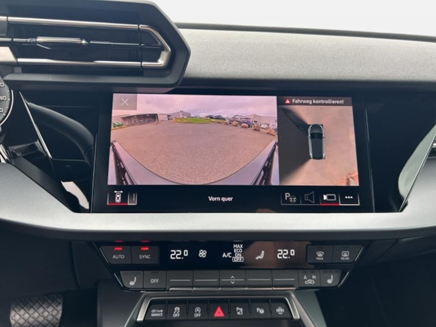 Bild über Audi A3 Sportback TFSI 110 kW S tronic - für weitere Informationen kontaktieren Sie den Audi Partner