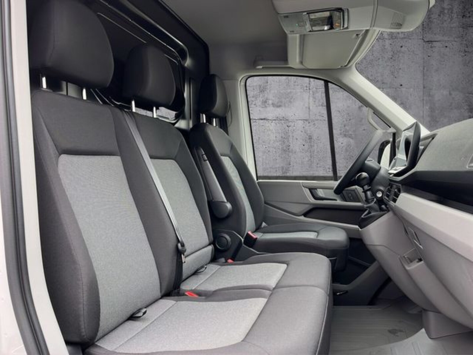 Volkswagen Crafter Kasten mittlerer Radstand – Bild 10